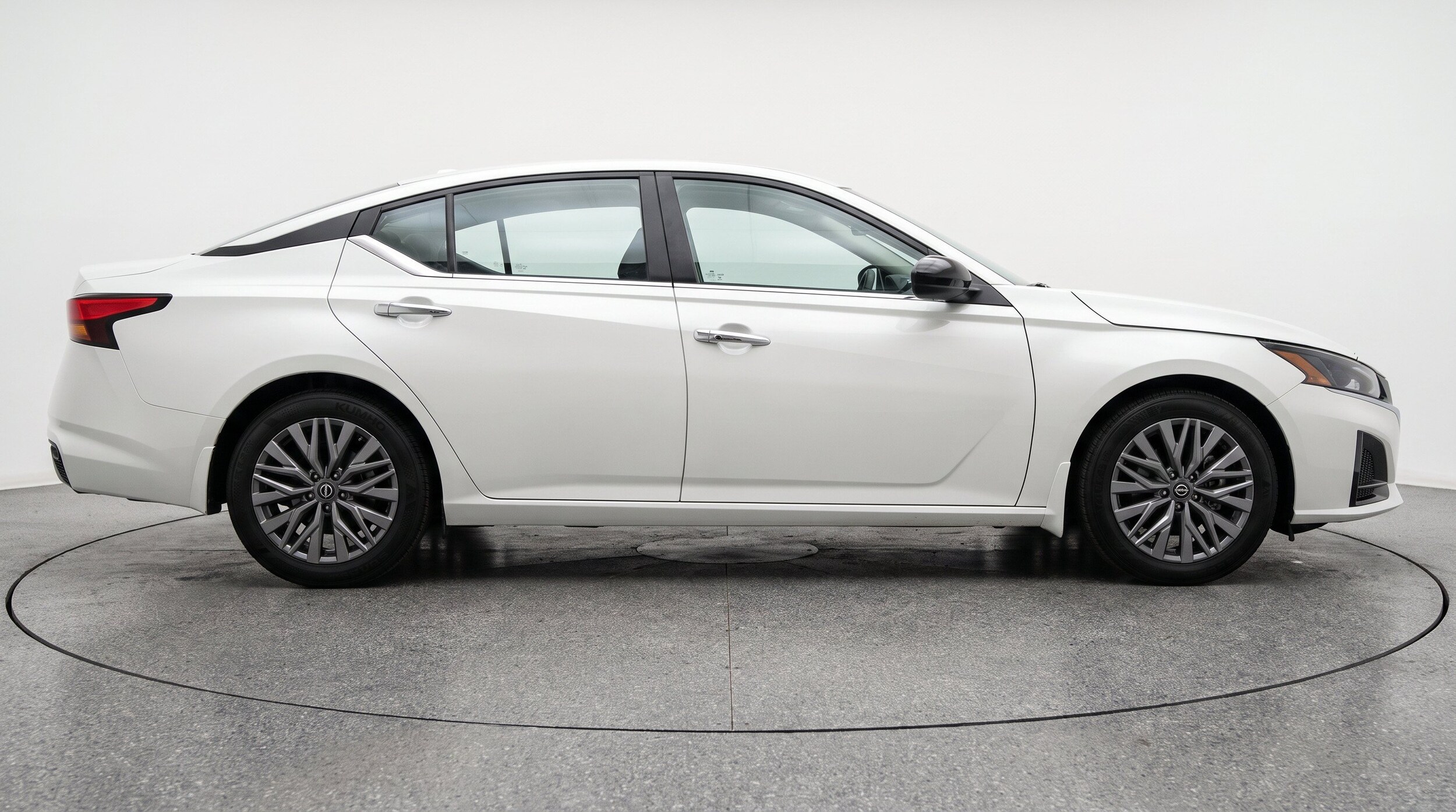 Thumbnail: 2025 Nissan Altima - 11