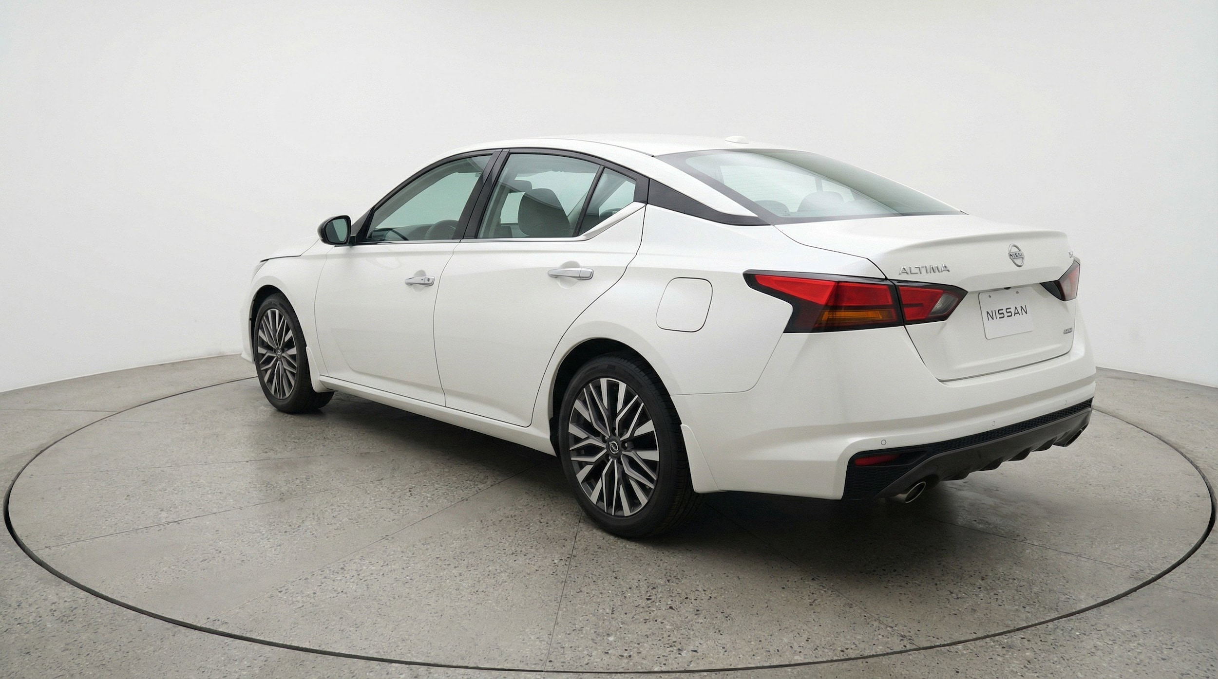 Thumbnail: 2025 Nissan Altima - 6