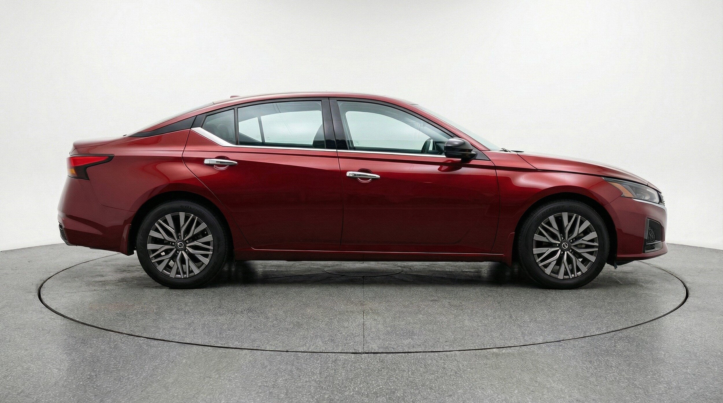 Thumbnail: 2025 Nissan Altima - 11