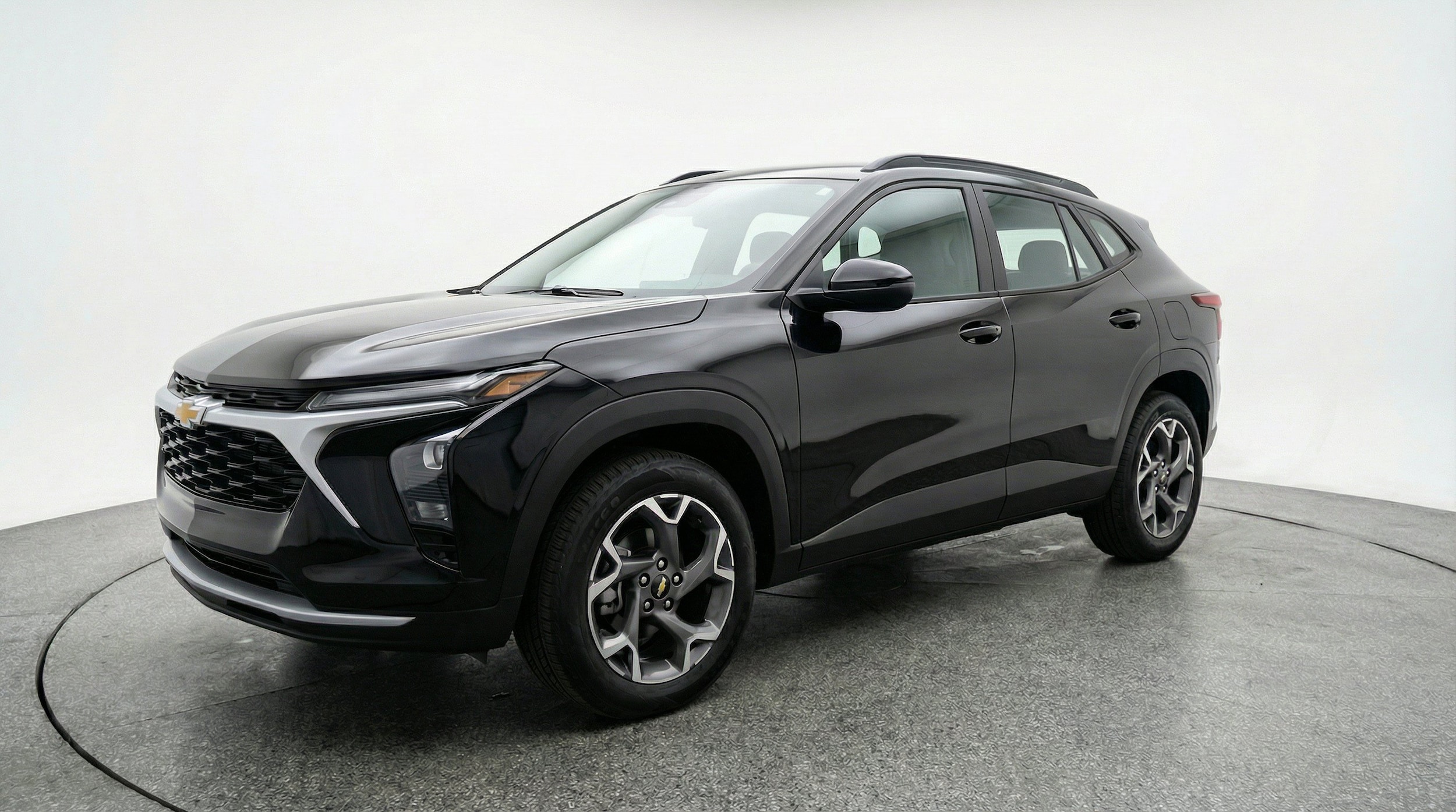 Thumbnail: 2025 Chevrolet Trax - 3