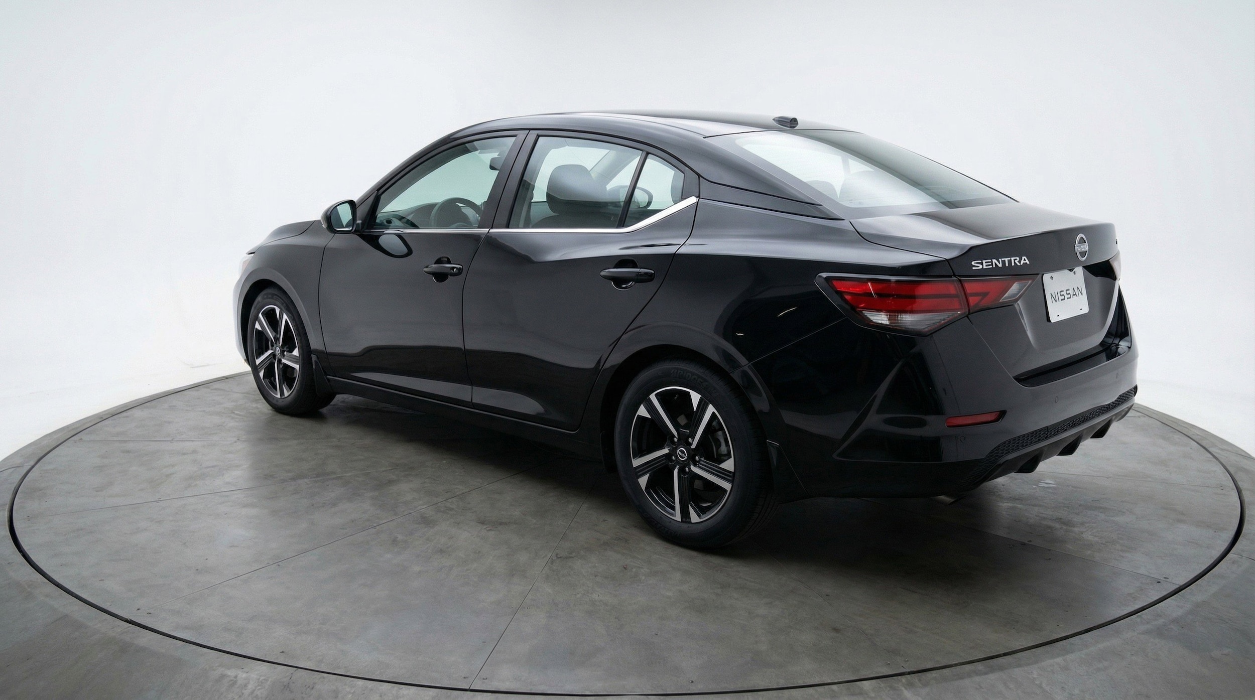 Thumbnail: 2025 Nissan Sentra - 6