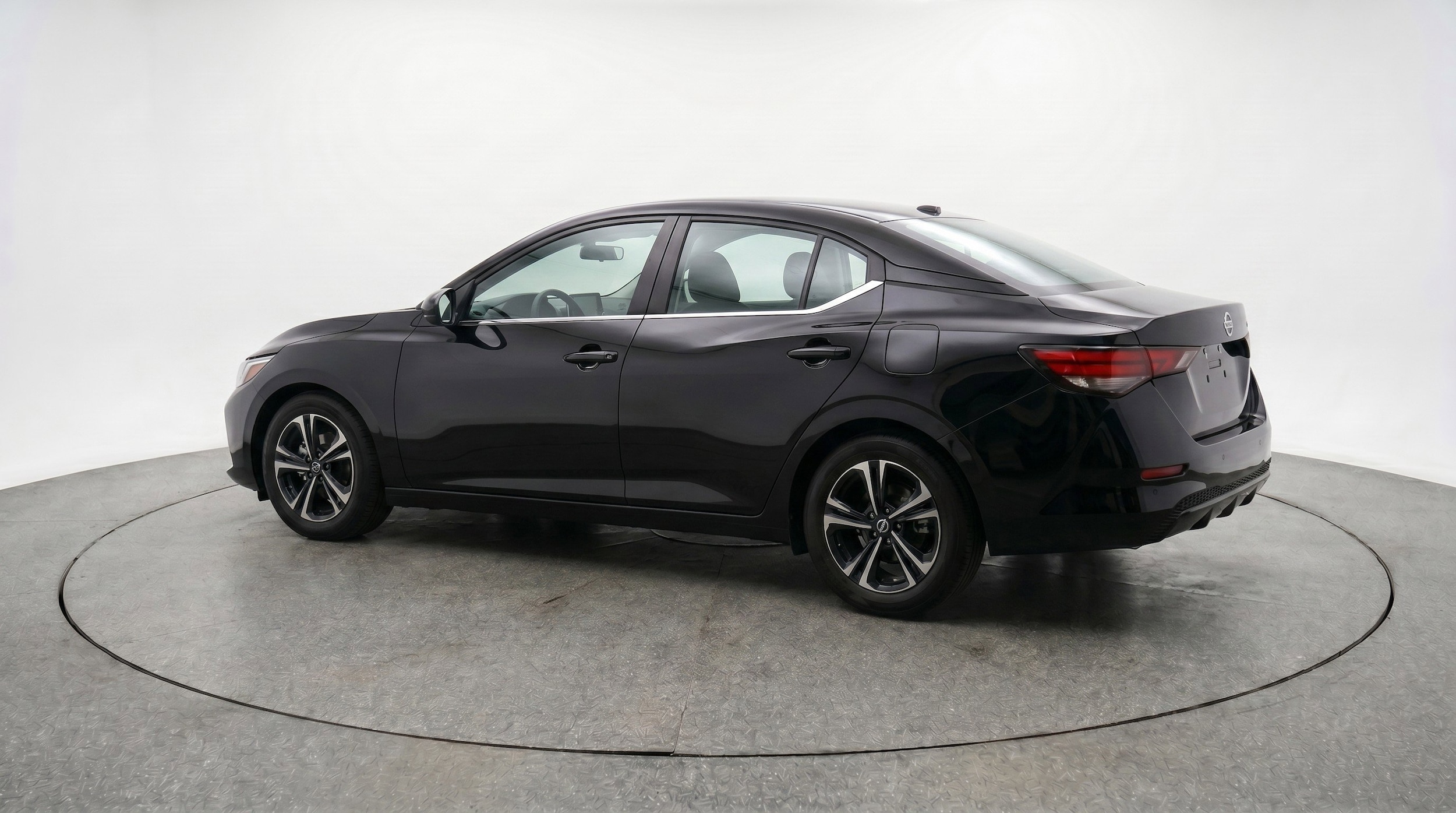 Thumbnail: 2025 Nissan Sentra - 6