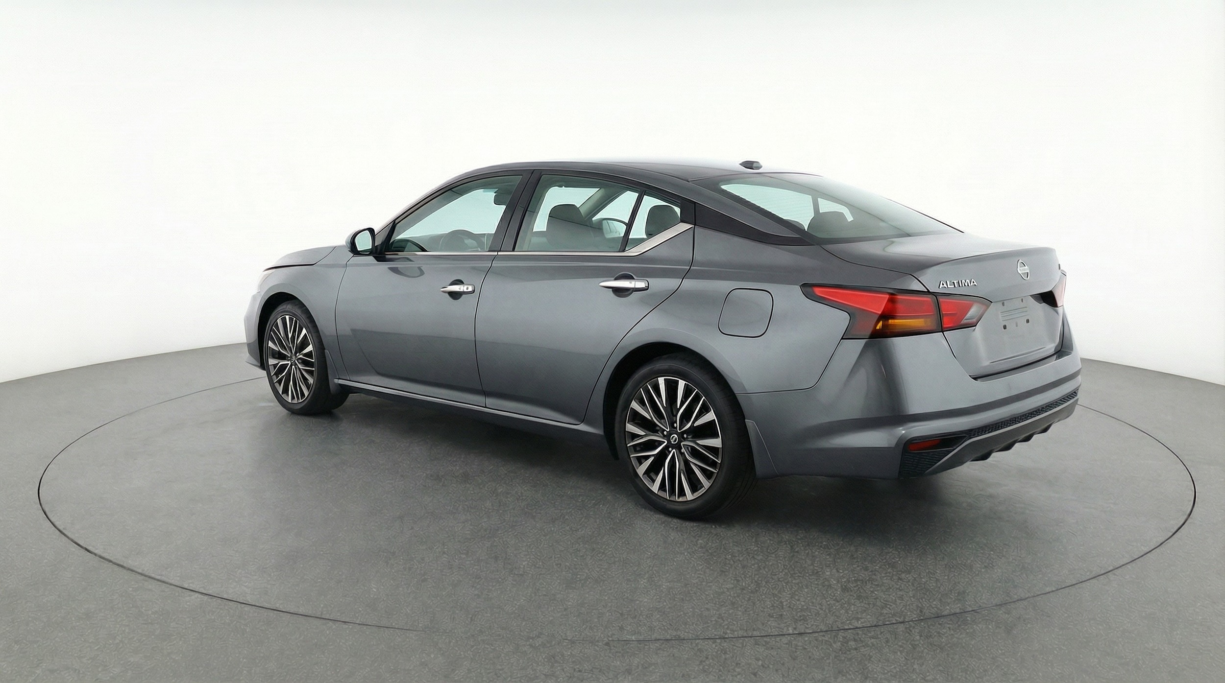 Thumbnail: 2025 Nissan Altima - 5