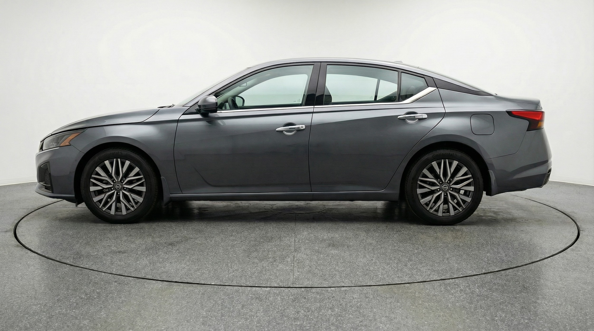 Thumbnail: 2025 Nissan Altima - 4