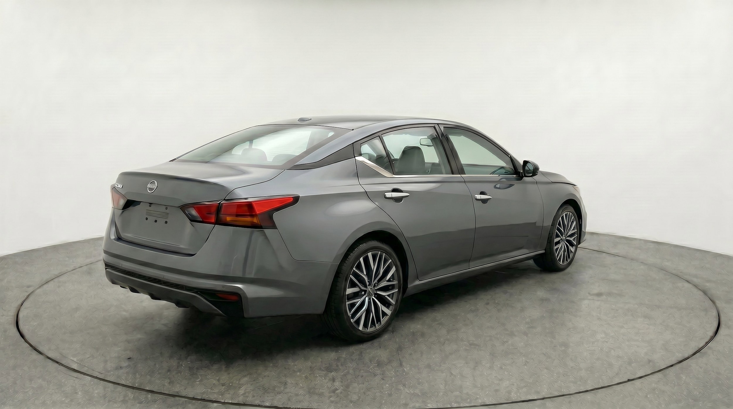 Thumbnail: 2025 Nissan Altima - 9