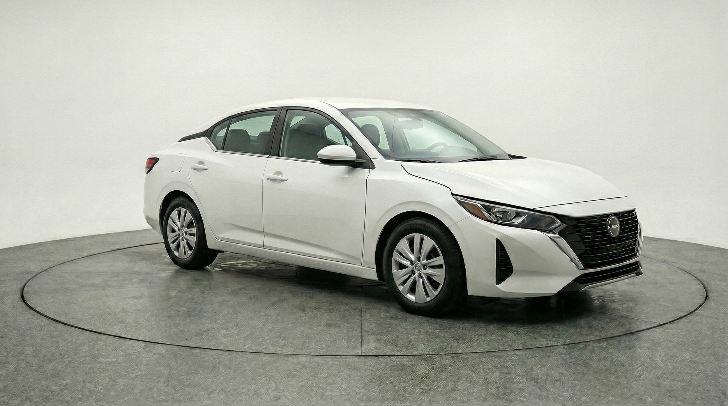 Thumbnail: 2025 Nissan Sentra - 1