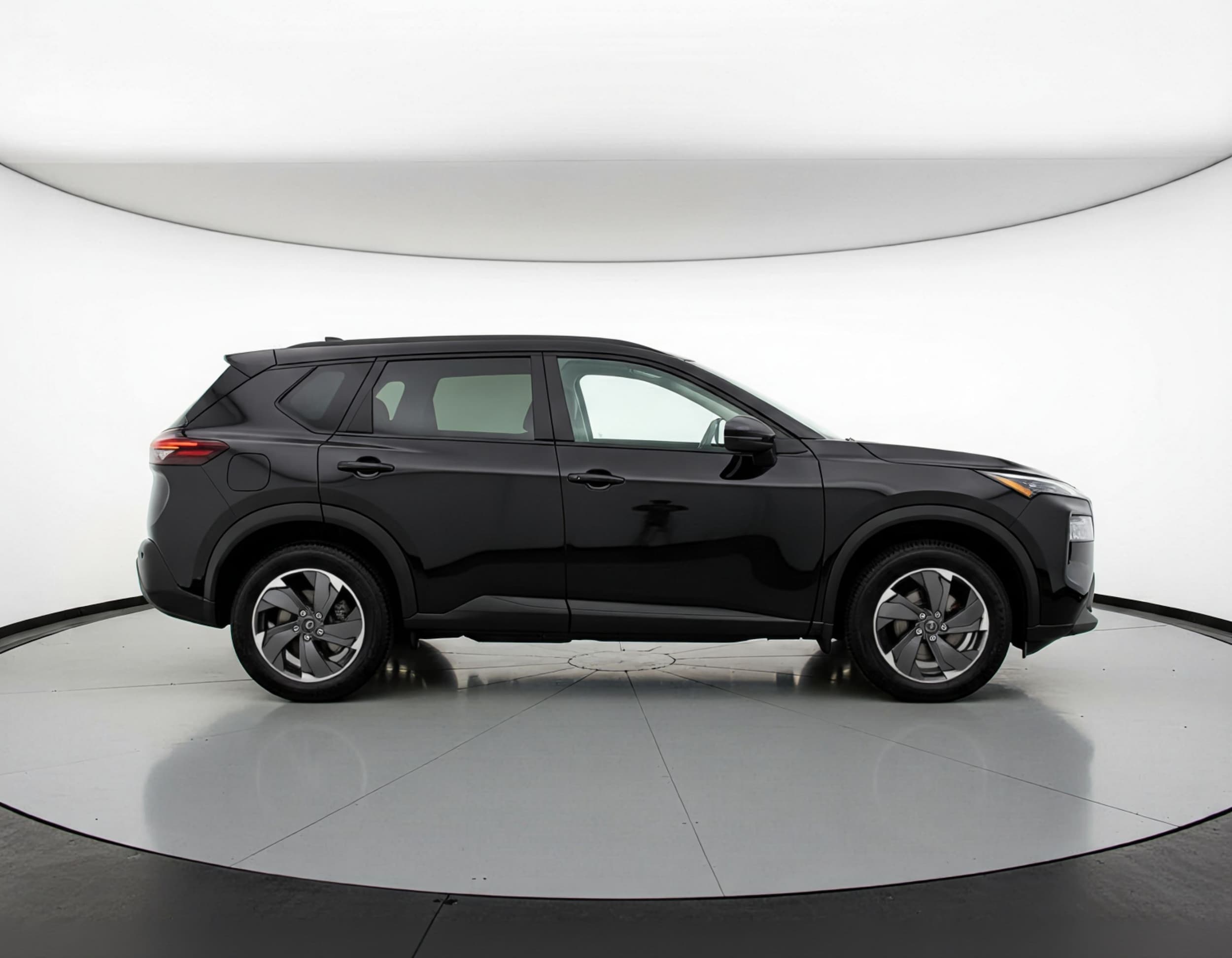 Thumbnail: 2025 Nissan Rogue - 4