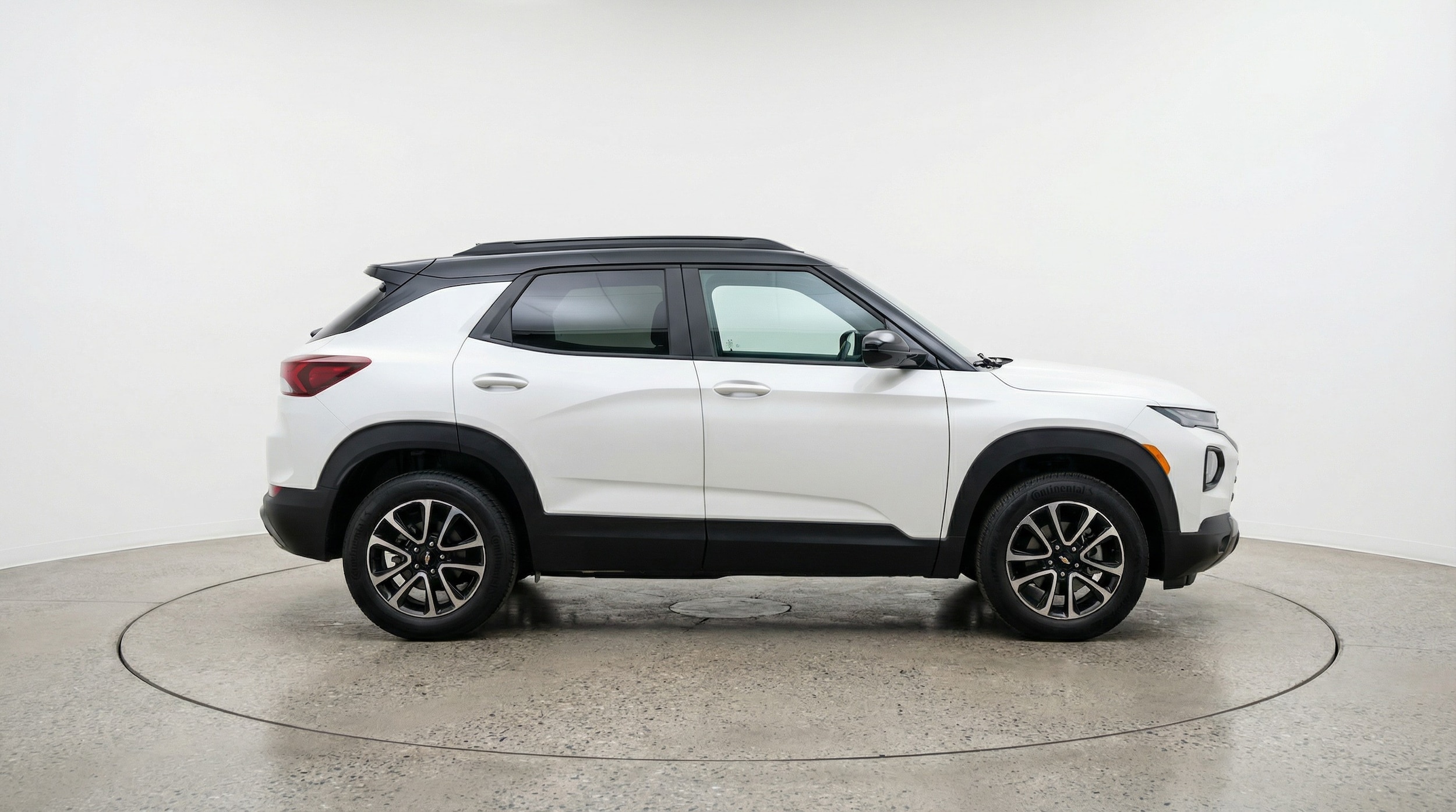 Thumbnail: 2025 Chevrolet TrailBlazer - 8