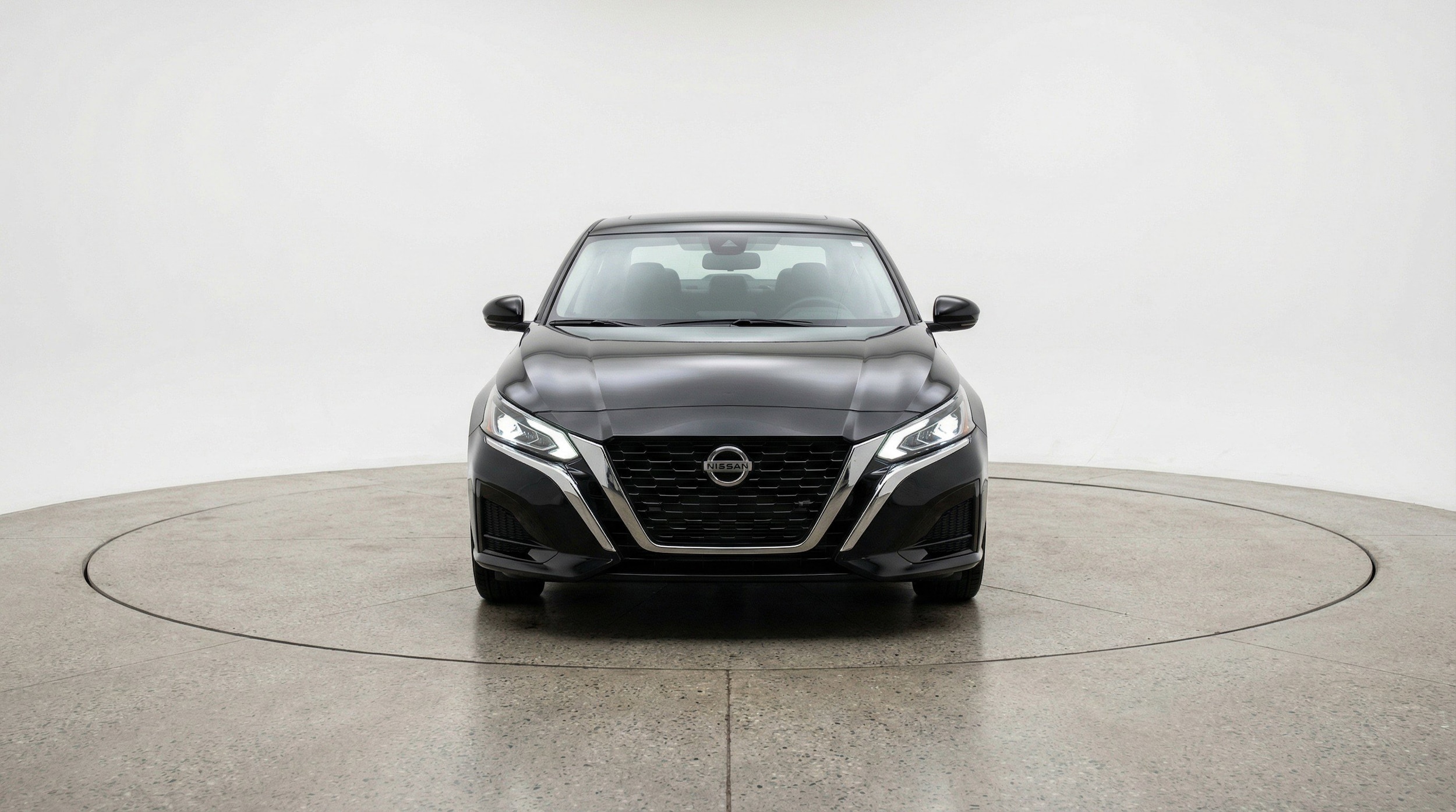 Thumbnail: 2025 Nissan Altima - 2