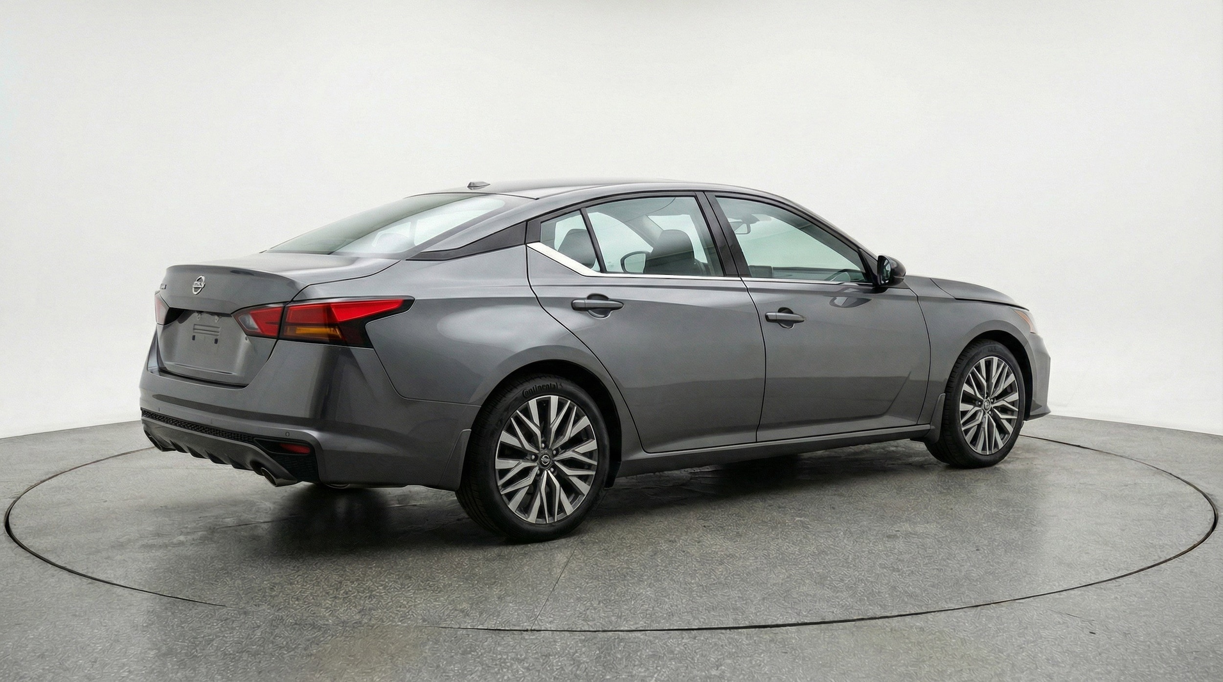 Thumbnail: 2025 Nissan Altima - 9
