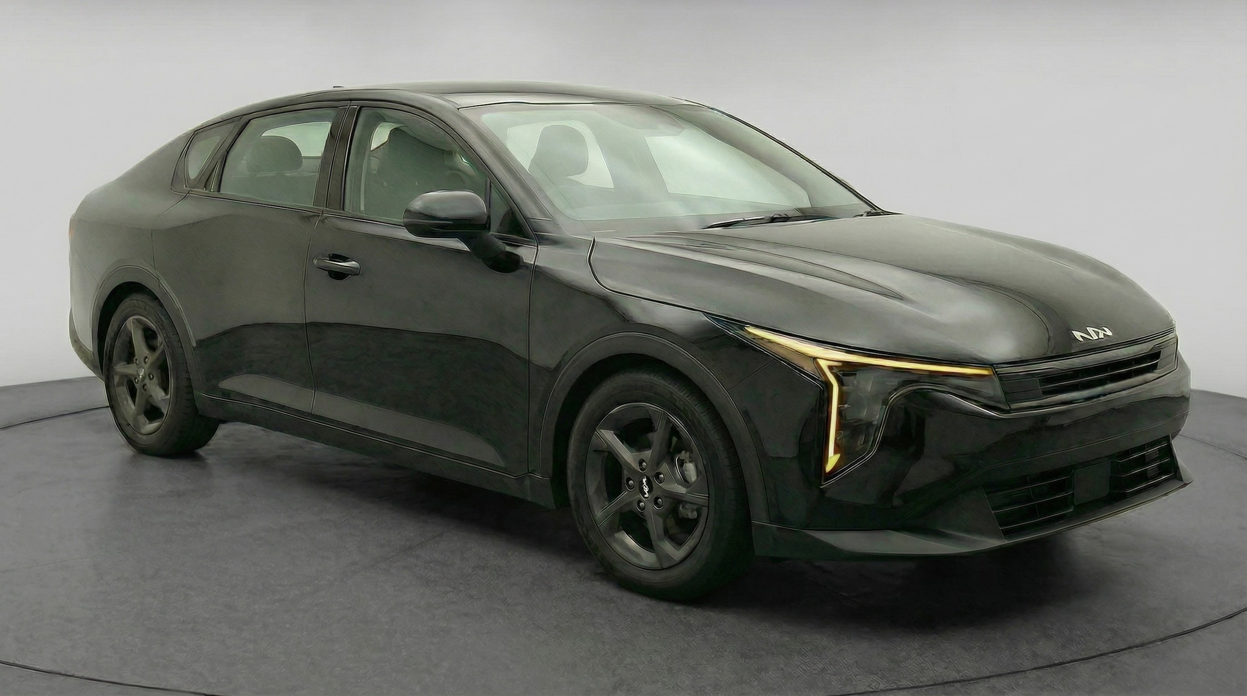 Thumbnail: 2025 Kia K4 - 1