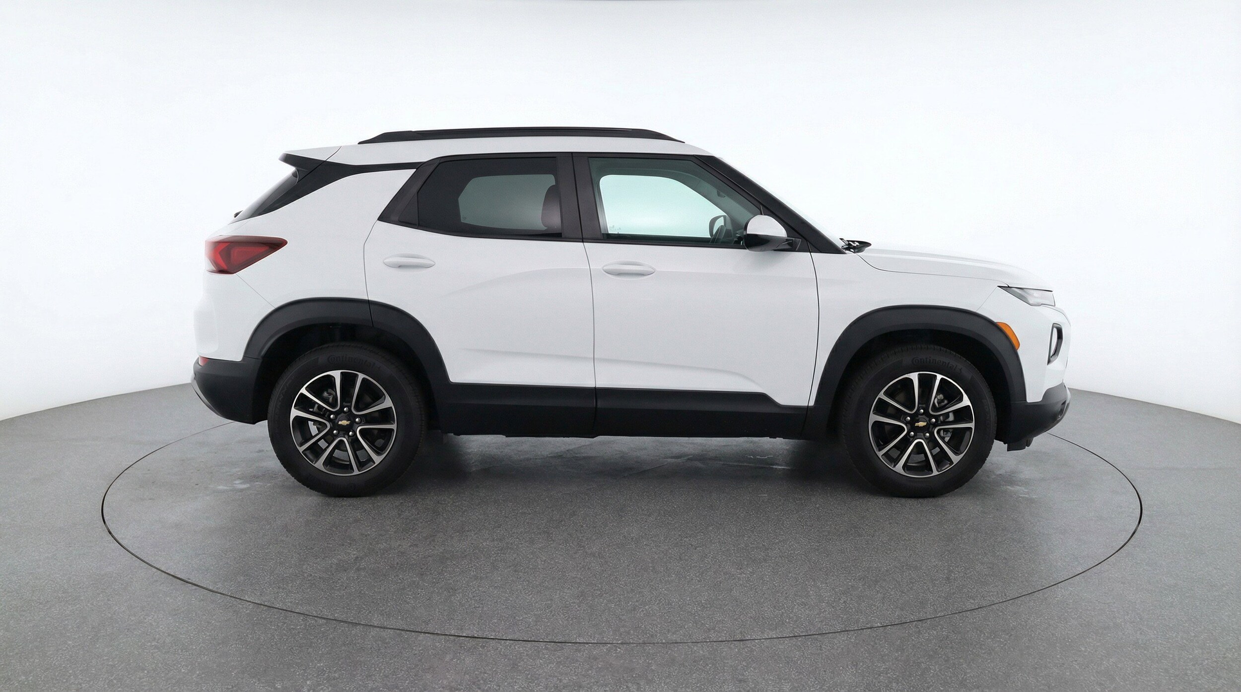 Thumbnail: 2025 Chevrolet TrailBlazer - 11