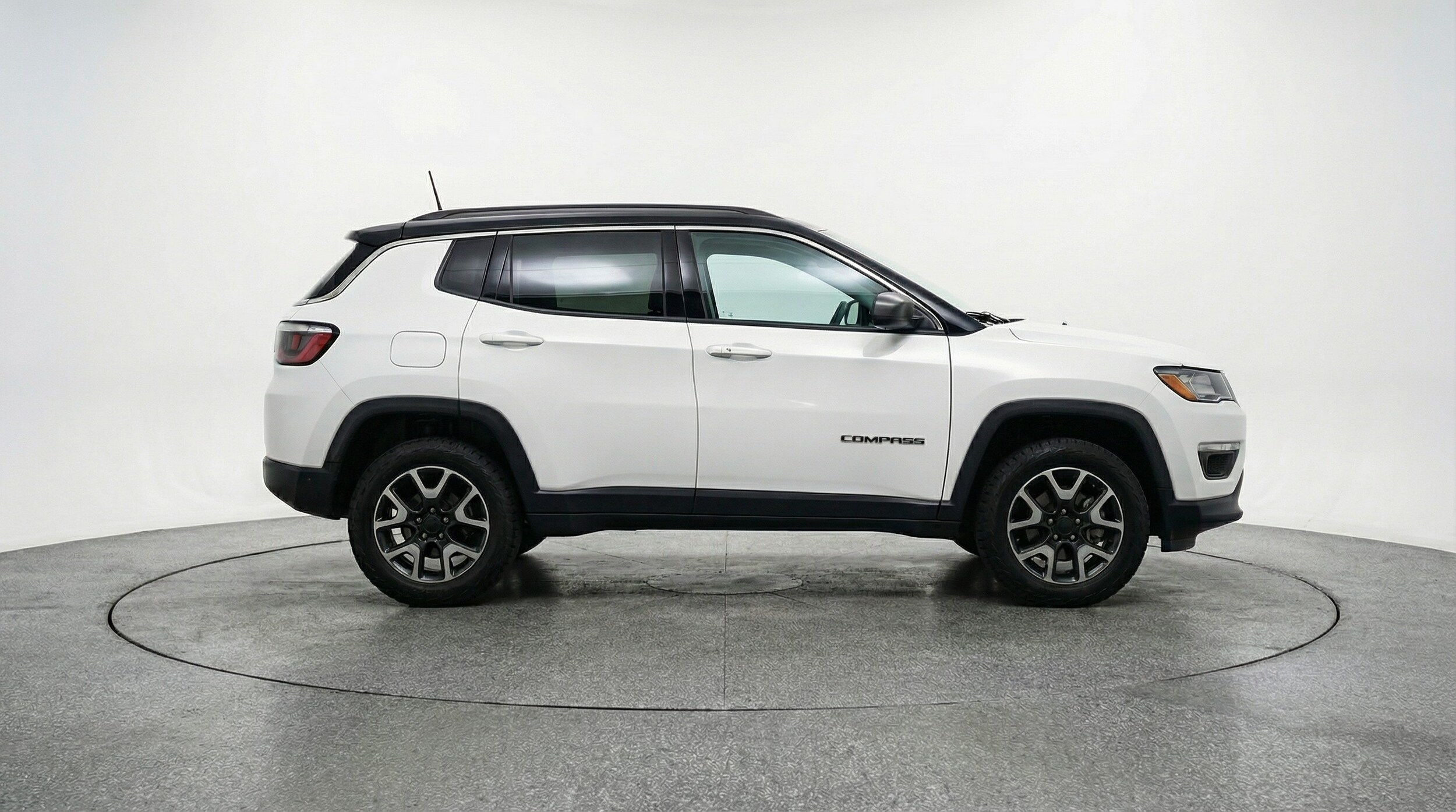 Thumbnail: 2025 Jeep Compass - 8