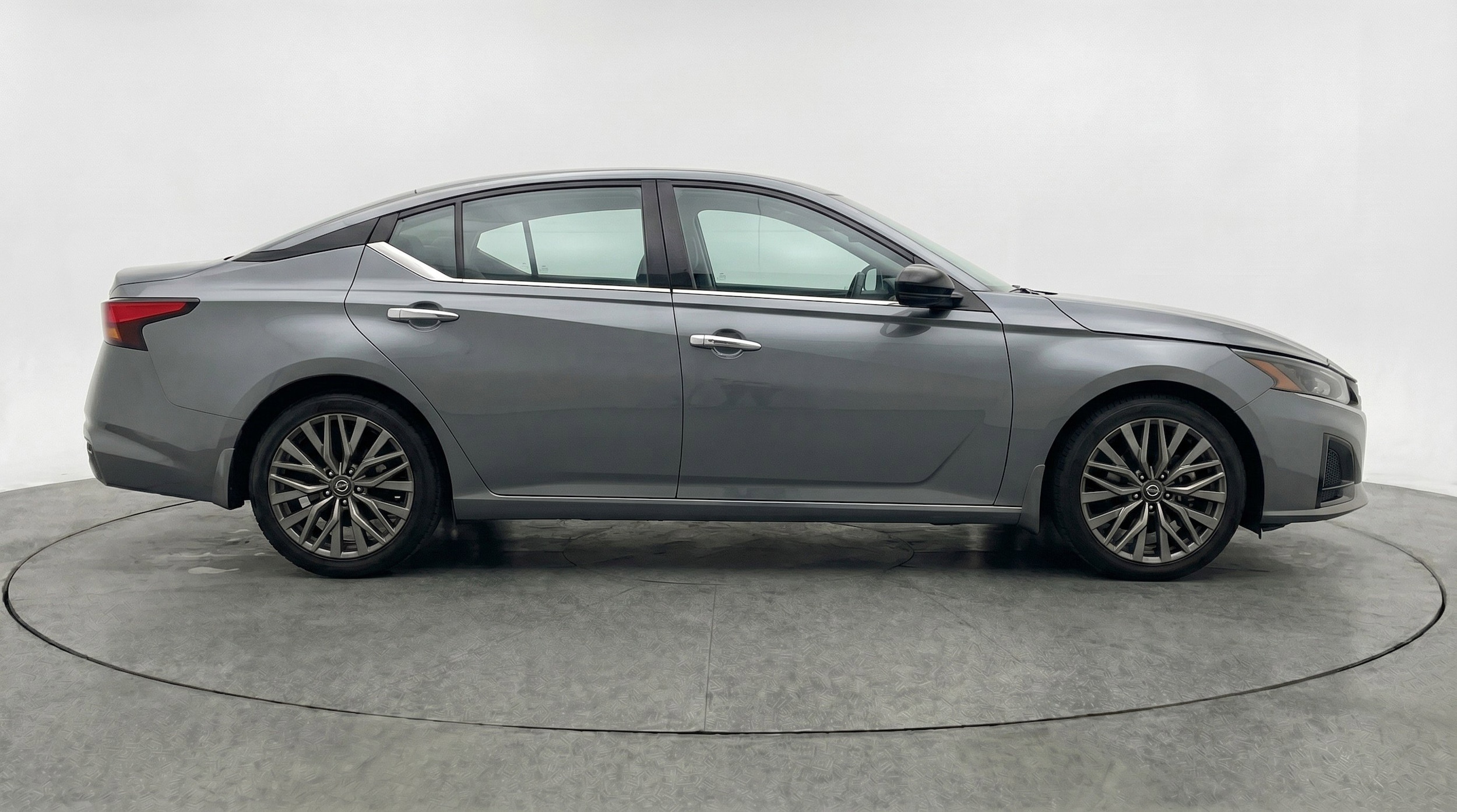 Thumbnail: 2025 Nissan Altima - 11