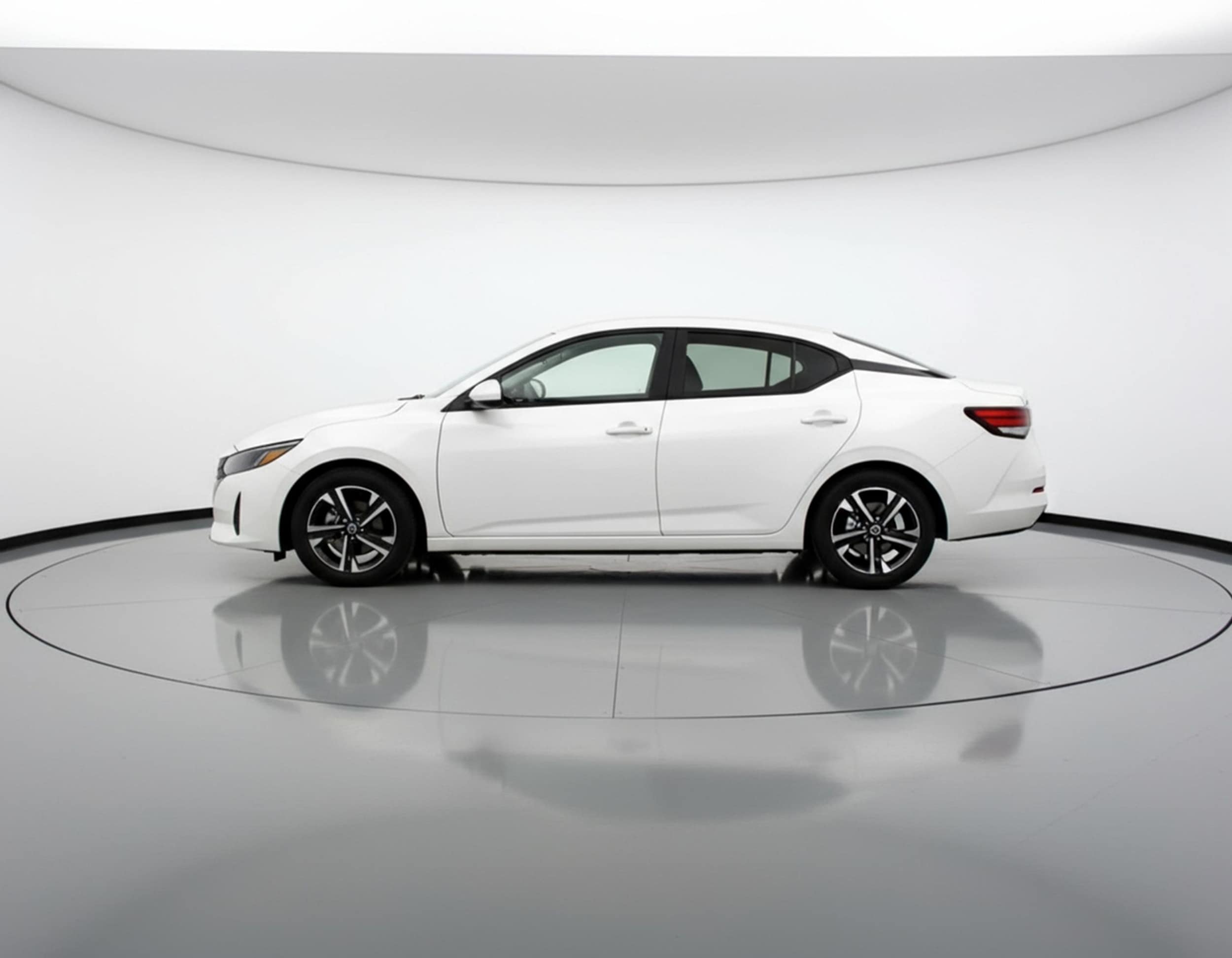 Thumbnail: 2025 Nissan Sentra - 4