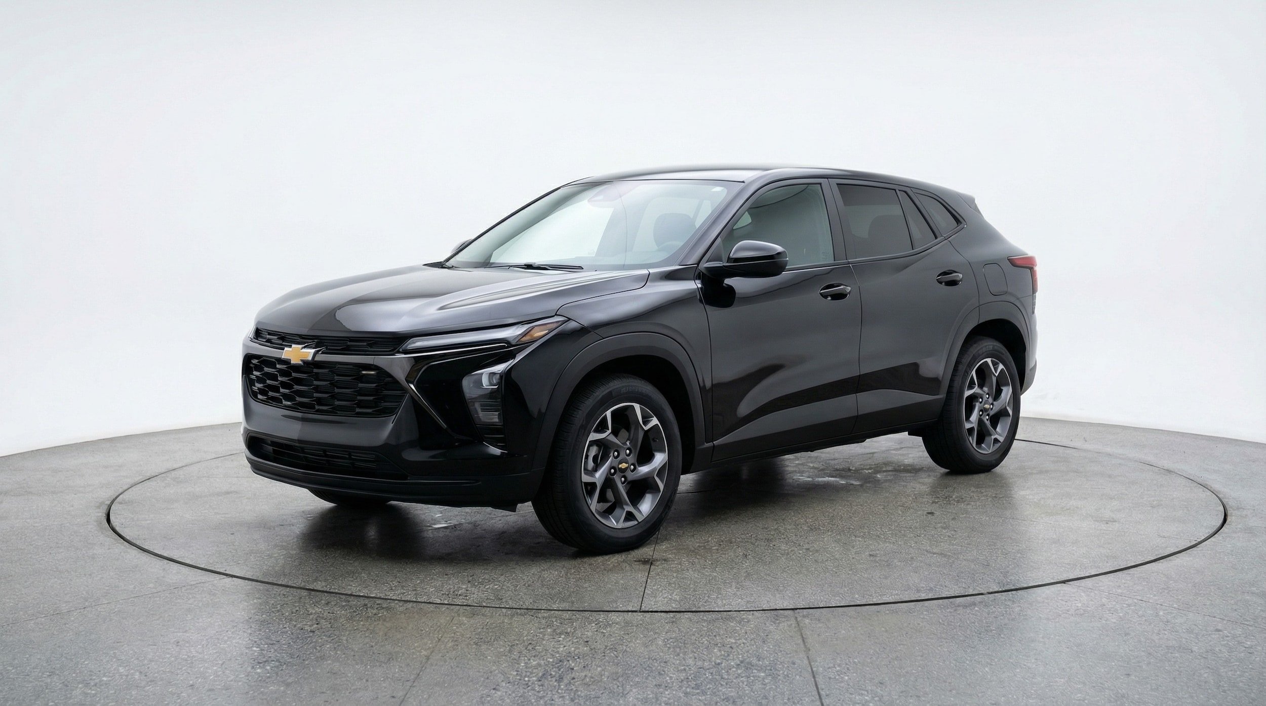 Thumbnail: 2025 Chevrolet Trax - 3