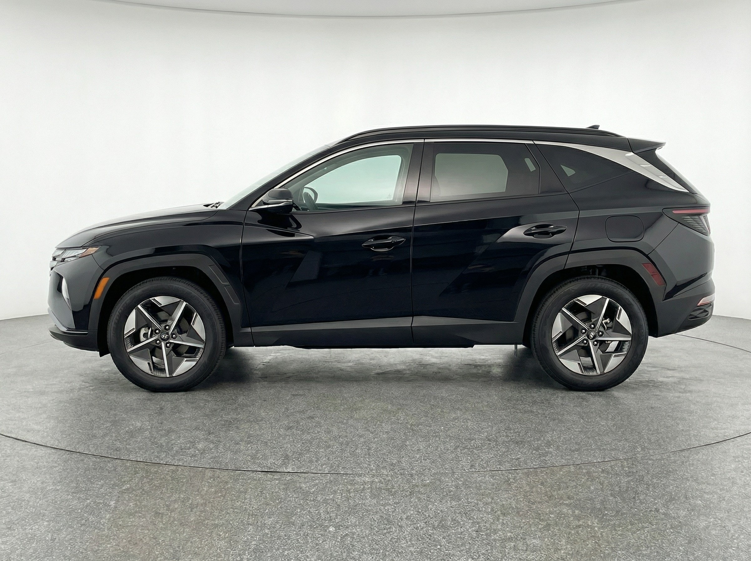 Thumbnail: 2025 Hyundai Tucson - 4