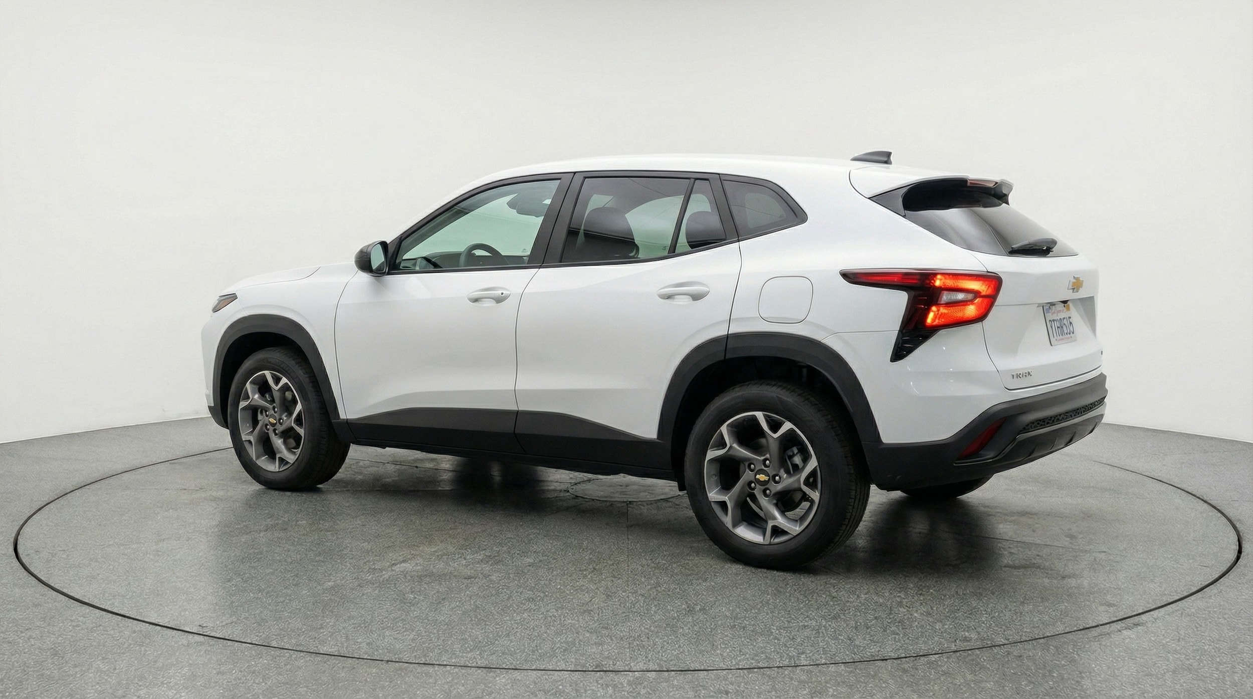 Thumbnail: 2025 Chevrolet Trax - 5