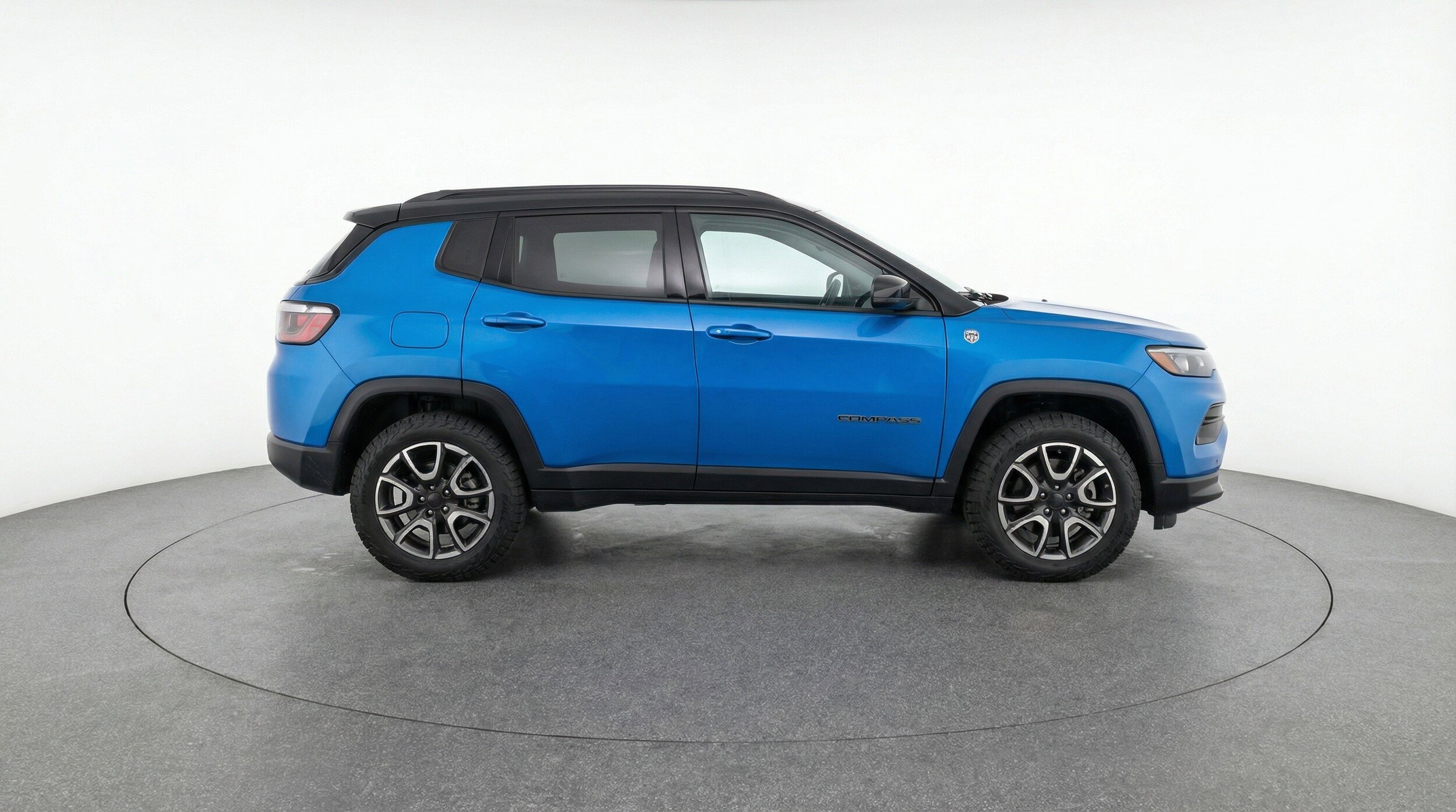 Thumbnail: 2025 Jeep Compass - 11