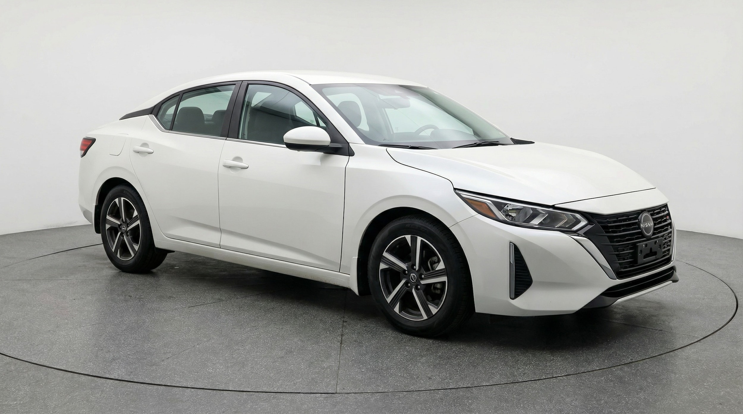 Thumbnail: 2025 Nissan Sentra - 1