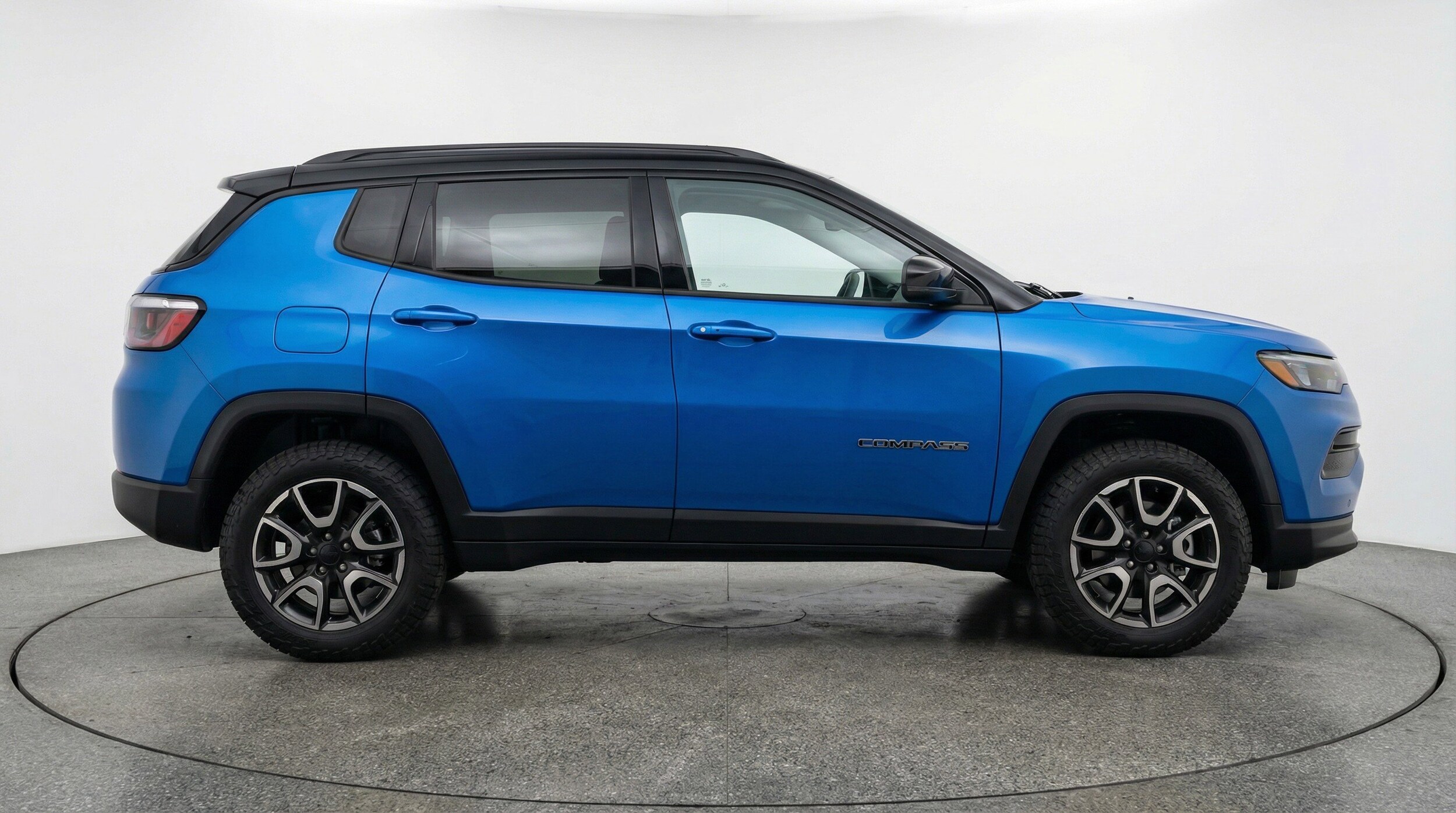 Thumbnail: 2025 Jeep Compass - 11
