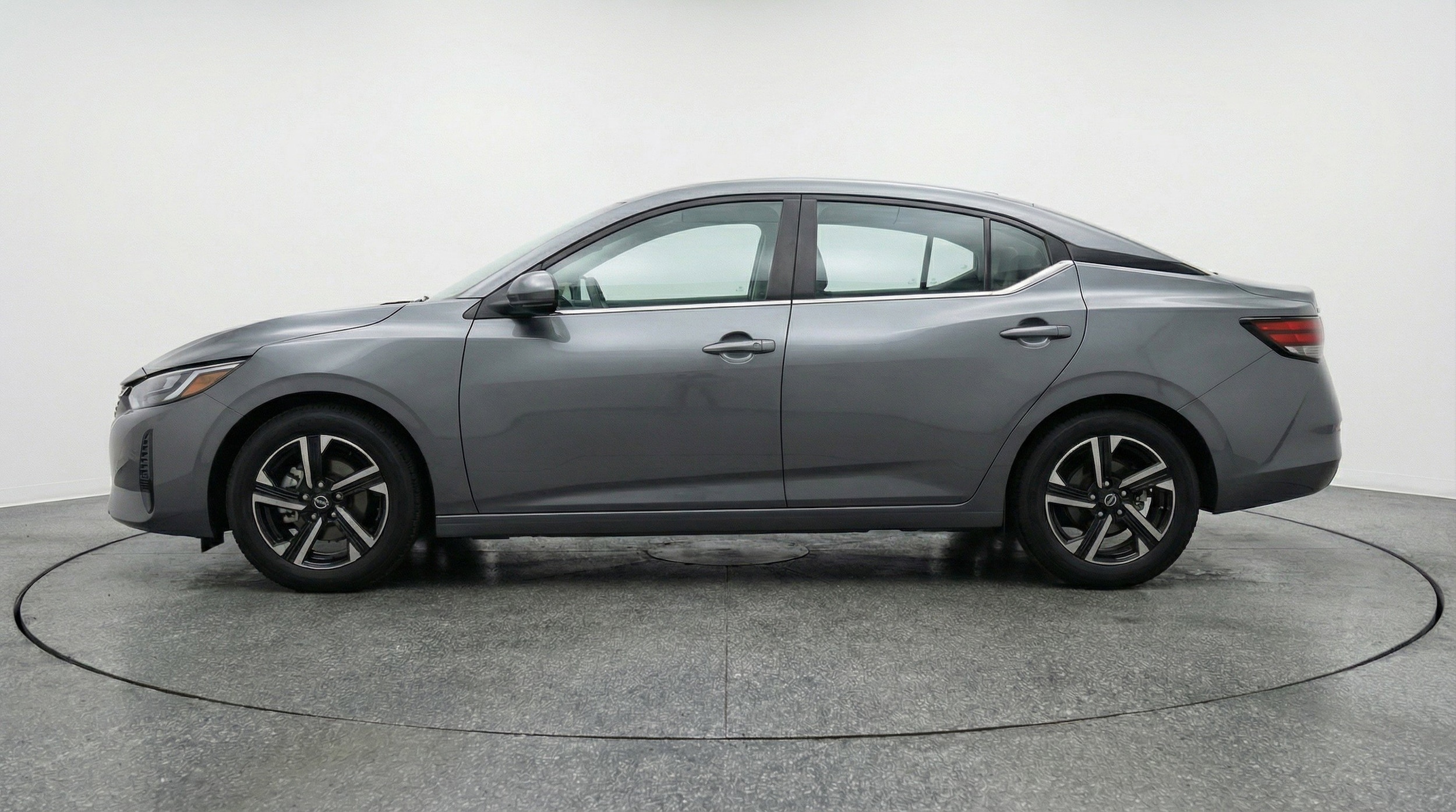 Thumbnail: 2025 Nissan Sentra - 5
