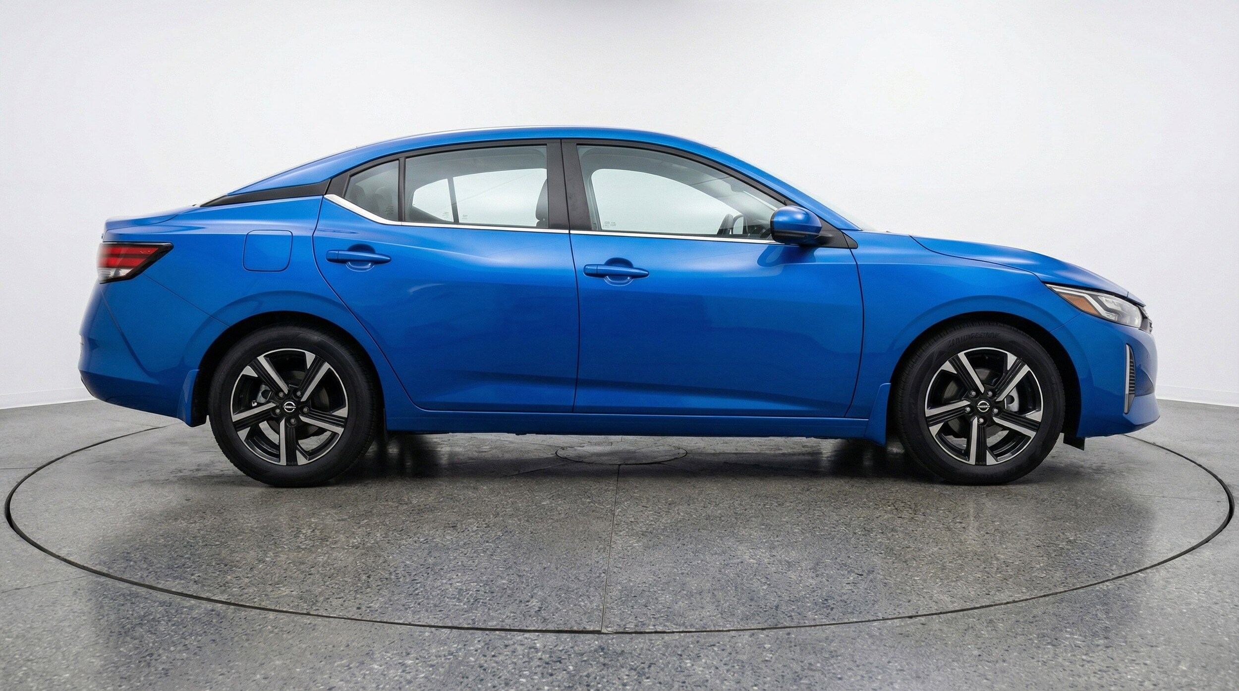 Thumbnail: 2025 Nissan Sentra - 11