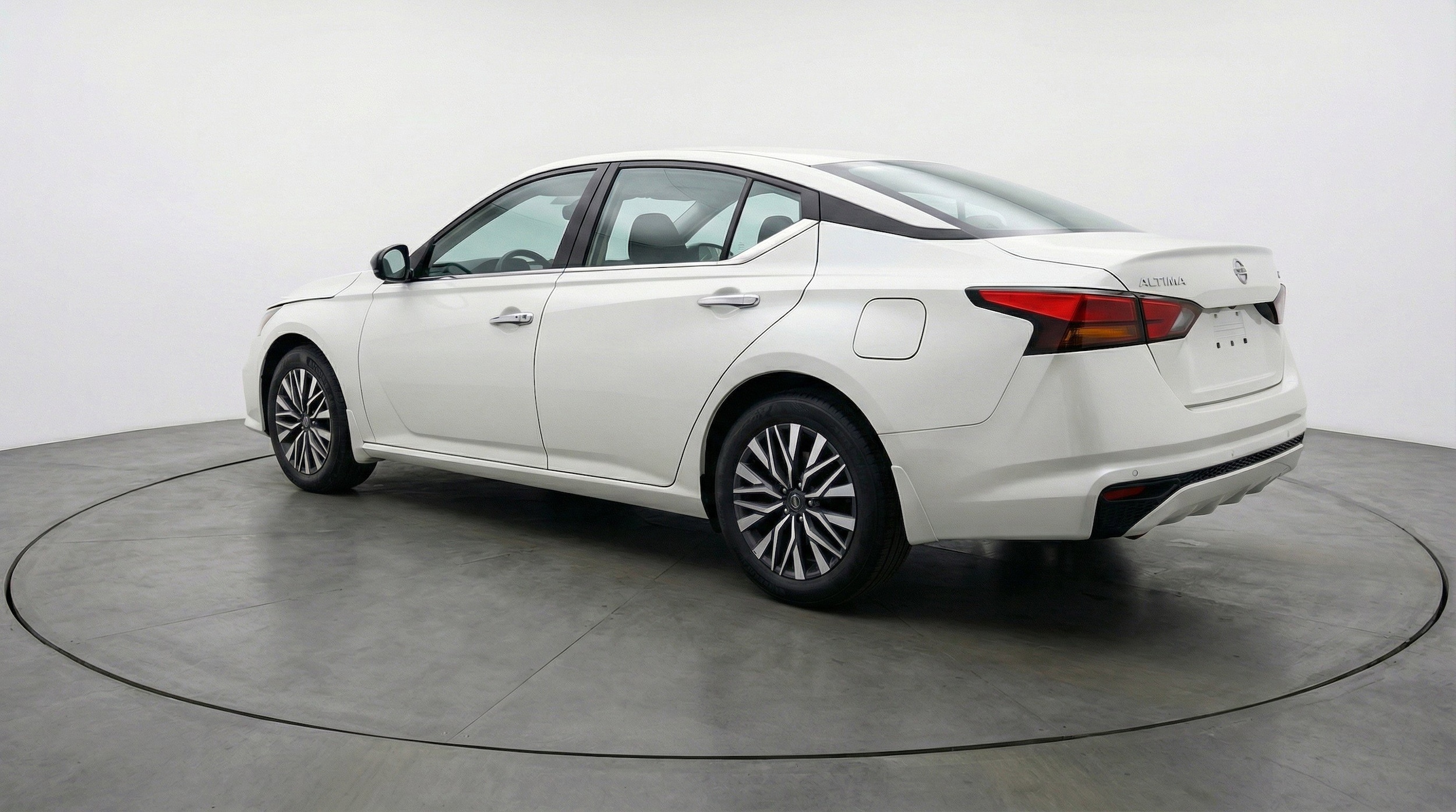 Thumbnail: 2025 Nissan Altima - 6