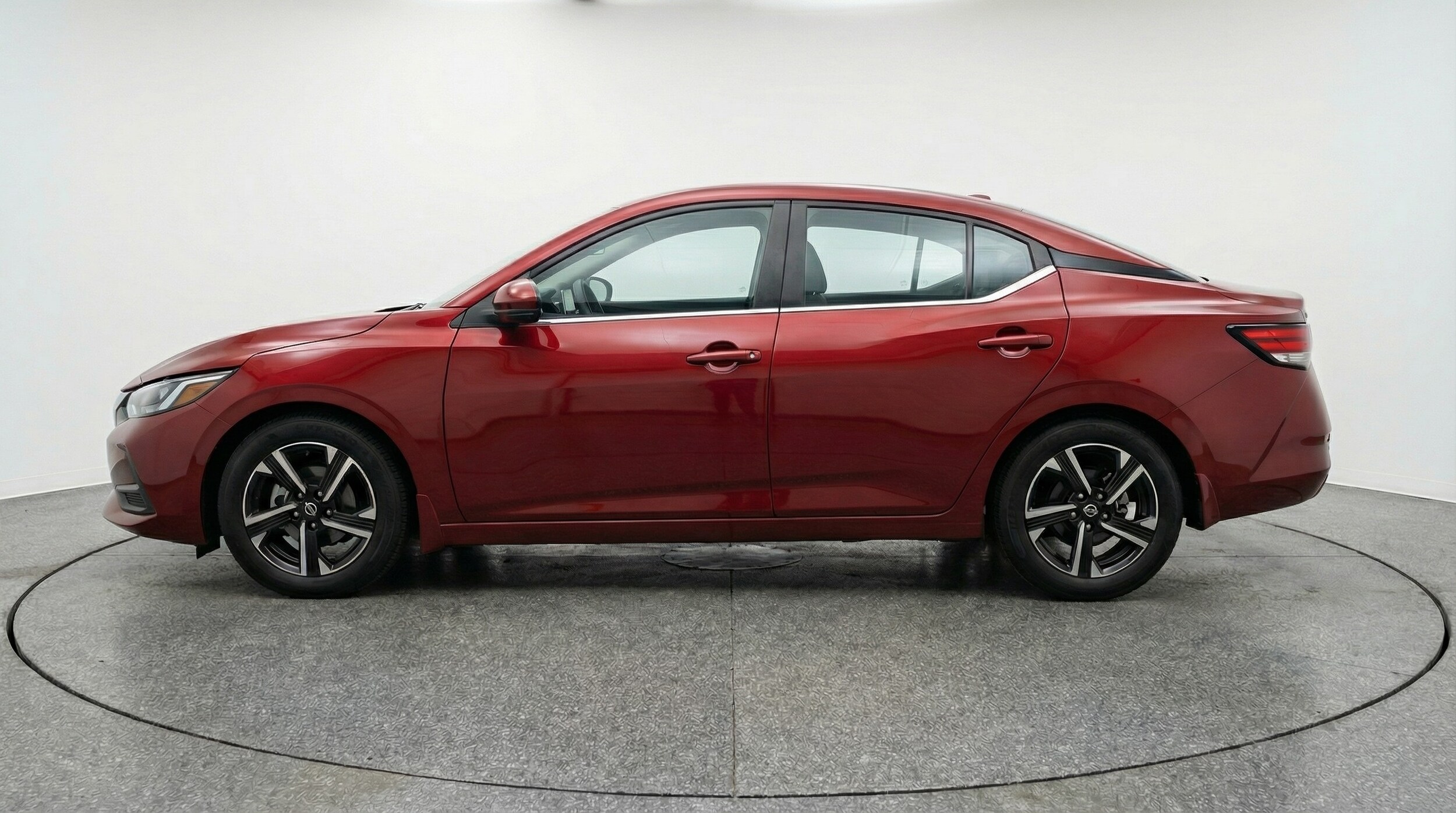 Thumbnail: 2025 Nissan Sentra - 4