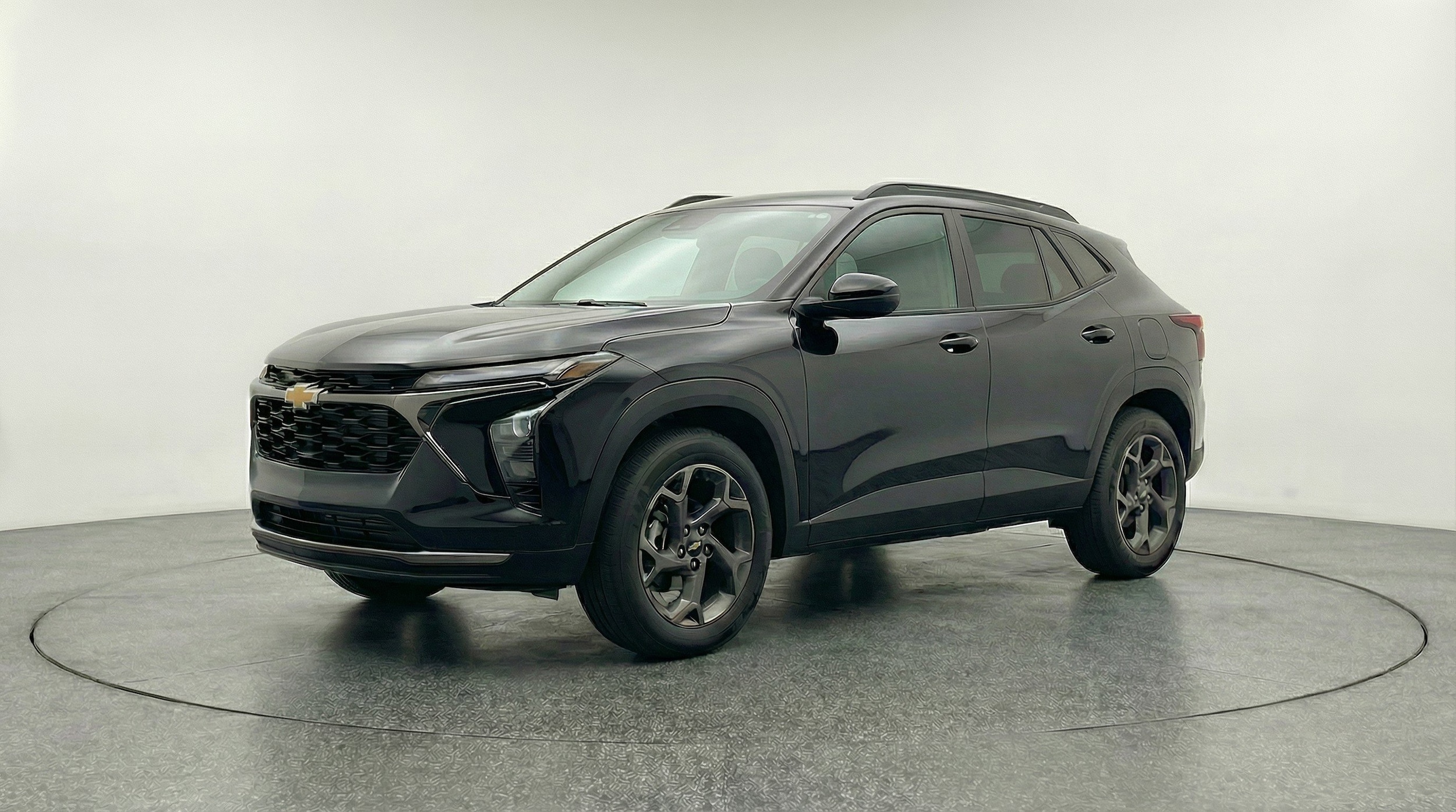 Thumbnail: 2025 Chevrolet Trax - 3