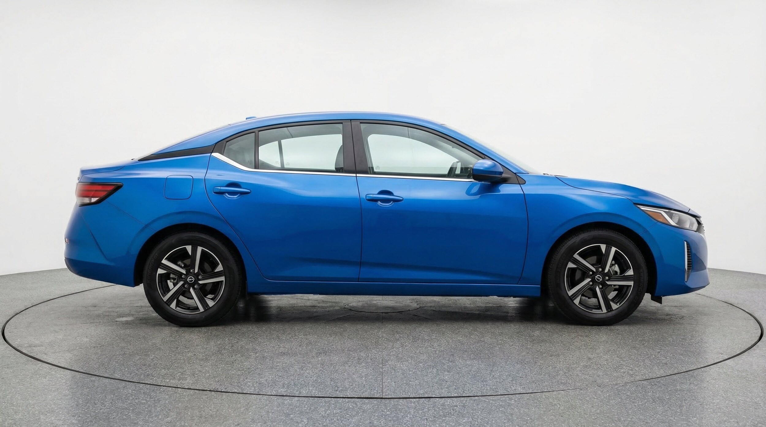 Thumbnail: 2025 Nissan Sentra - 11