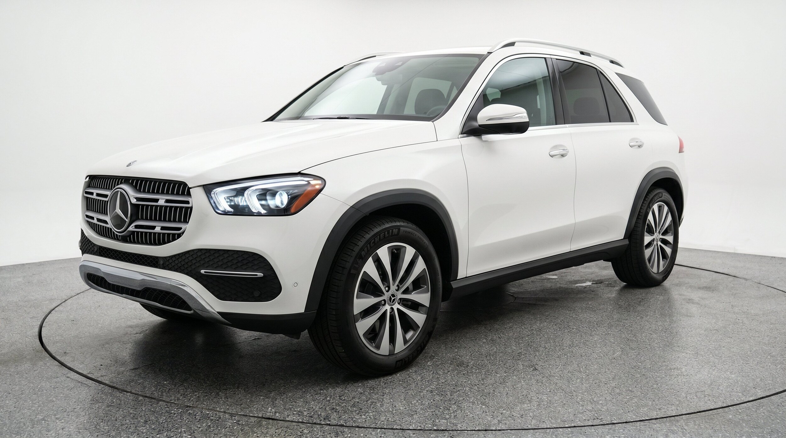 Thumbnail: 2026 Mercedes-Benz GLE - 3