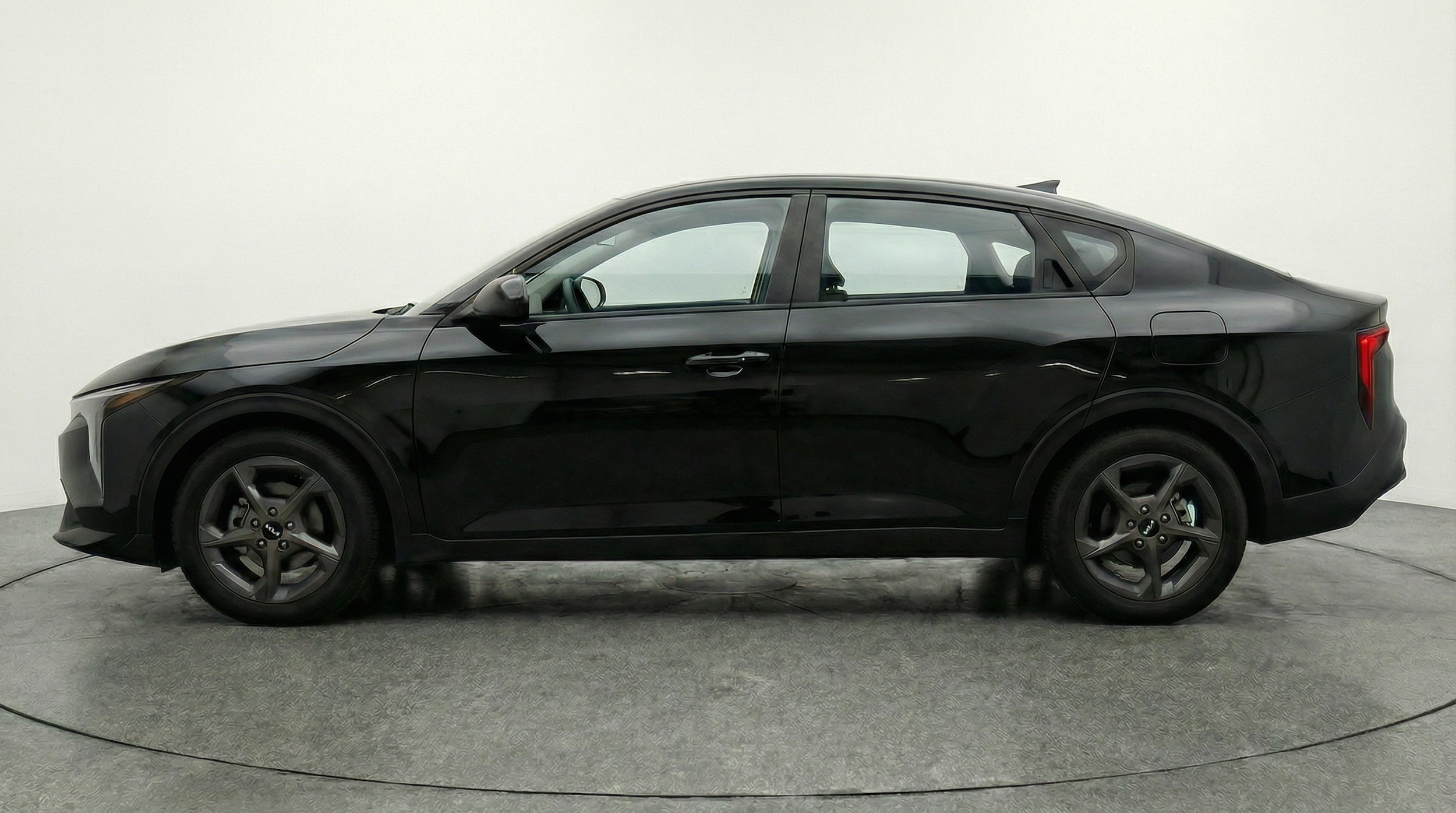 Thumbnail: 2025 Kia K4 - 4