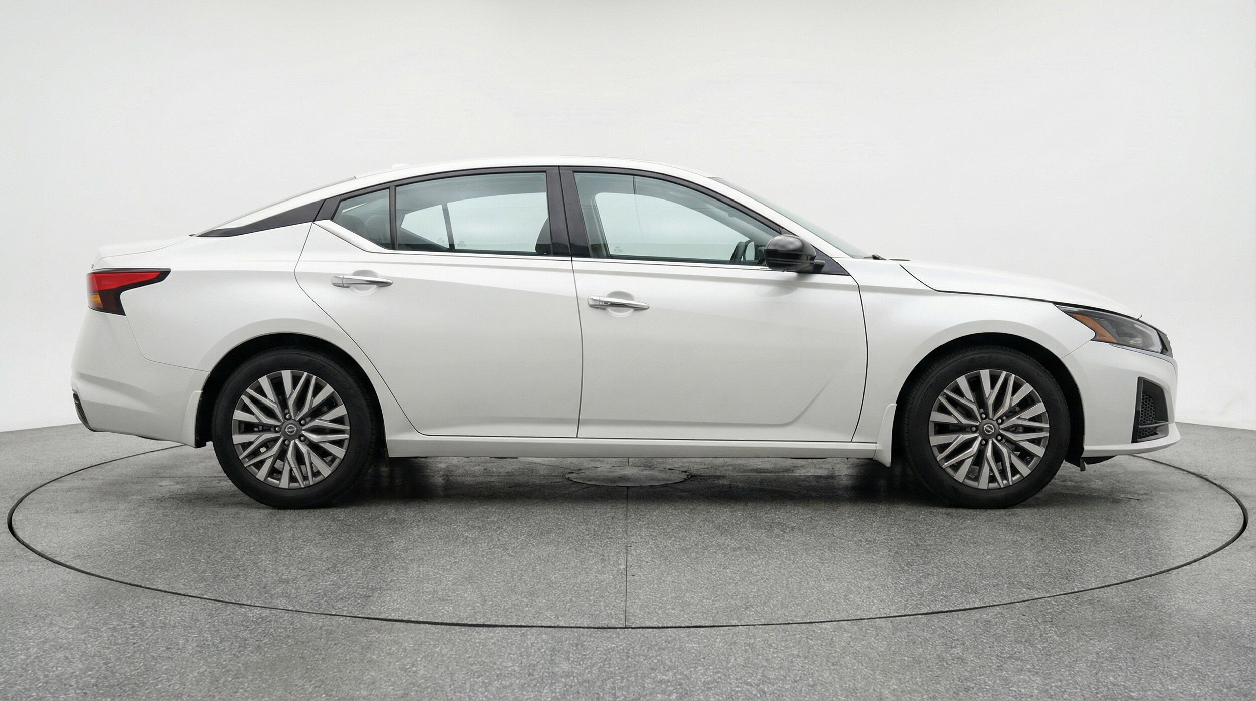 Thumbnail: 2025 Nissan Altima - 11