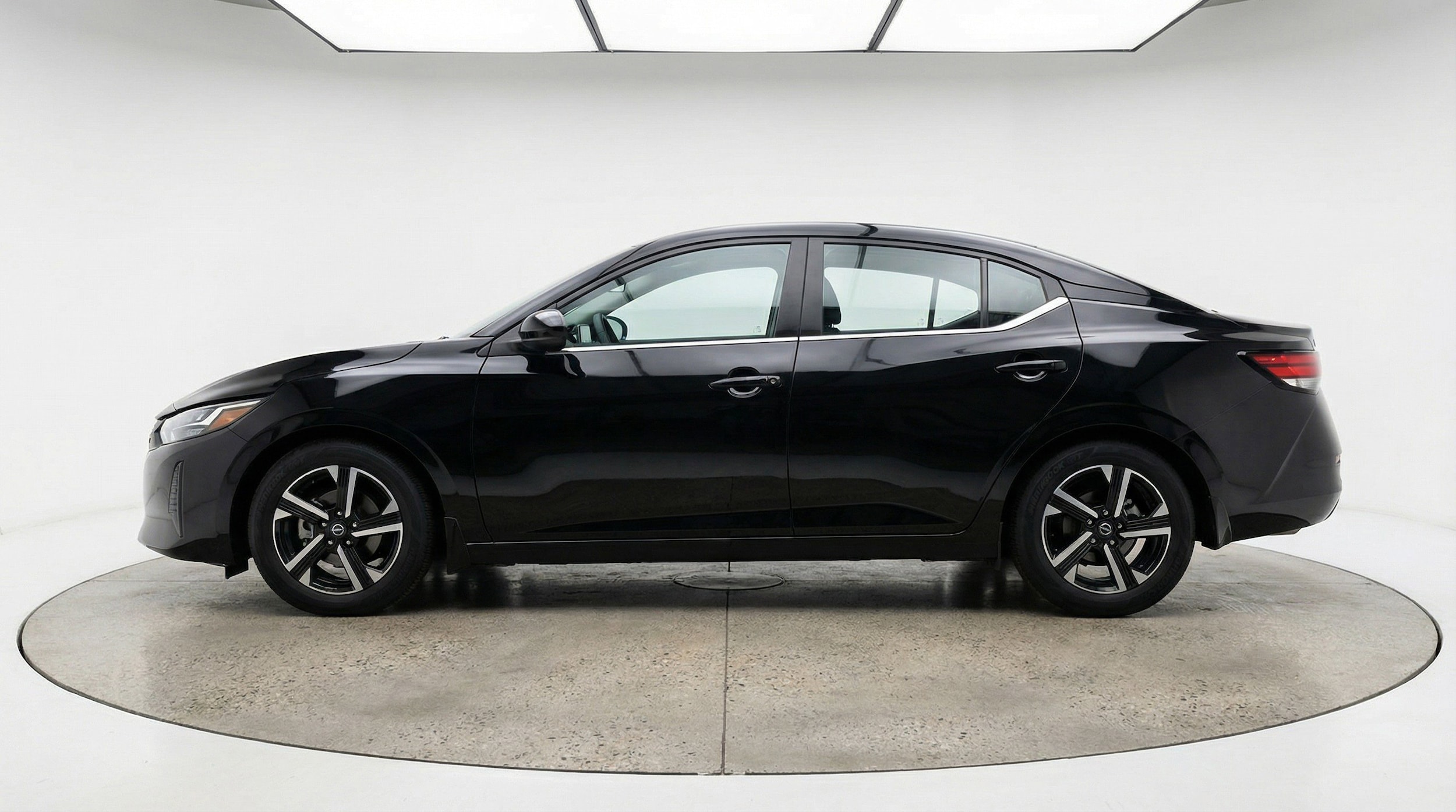 Thumbnail: 2025 Nissan Sentra - 5
