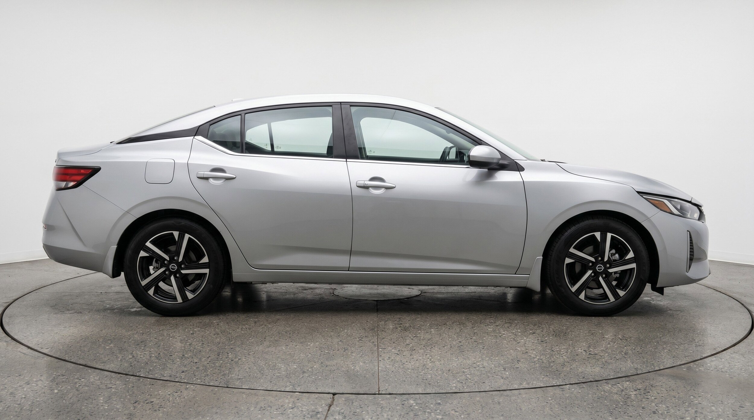 Thumbnail: 2025 Nissan Sentra - 11