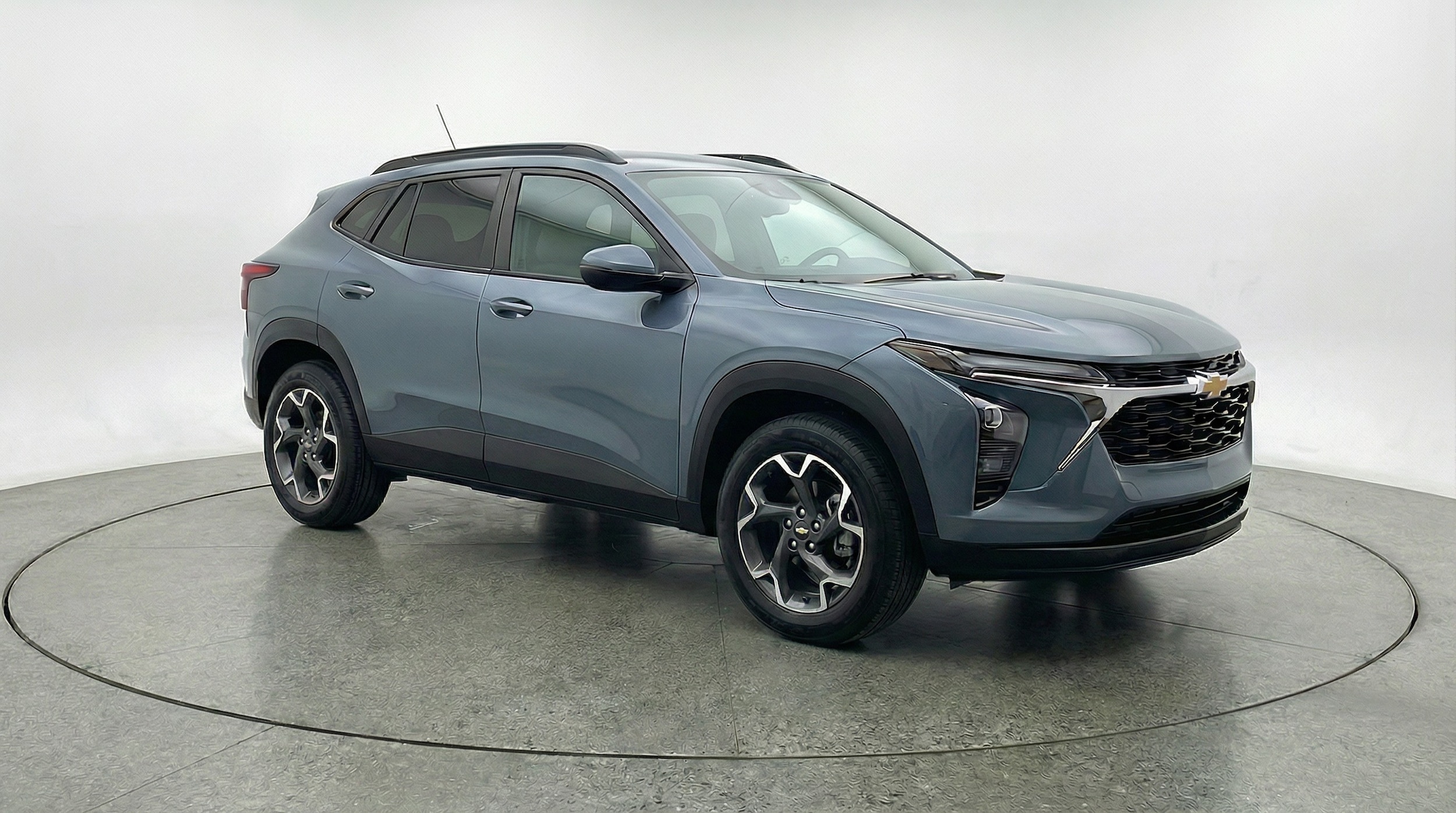 Thumbnail: 2025 Chevrolet Trax - 1