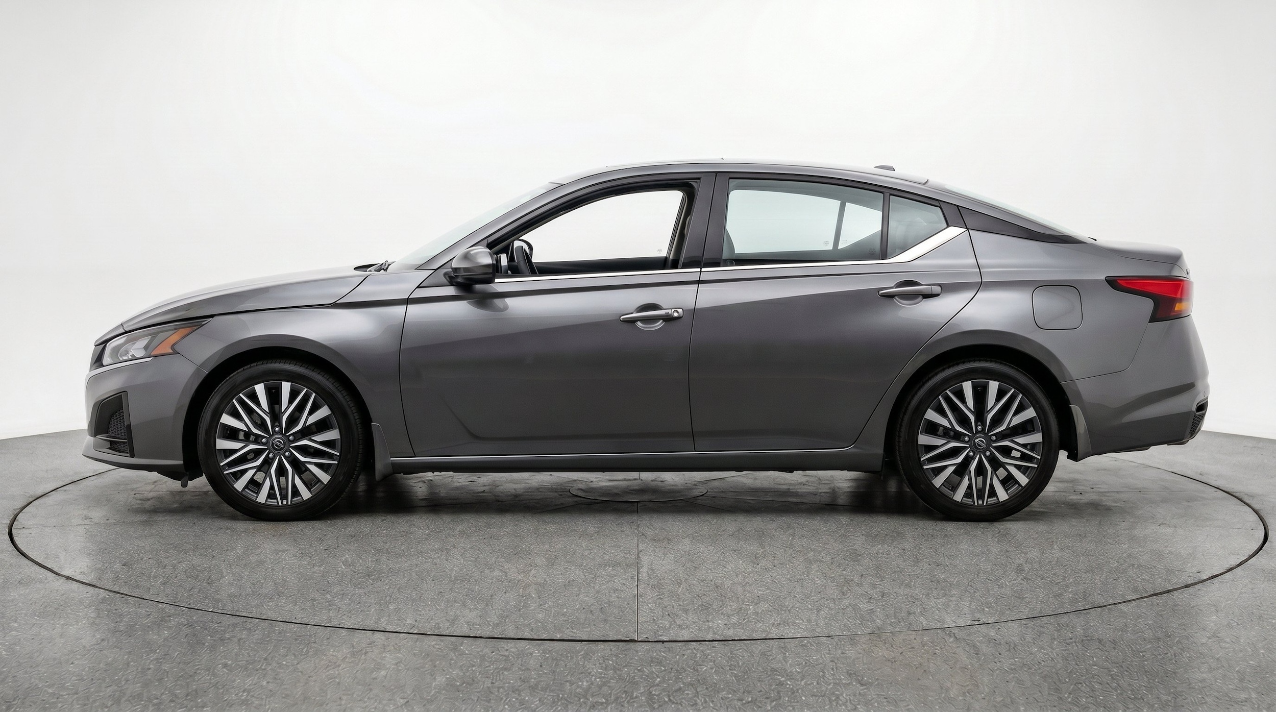 Thumbnail: 2026 Nissan Altima - 5