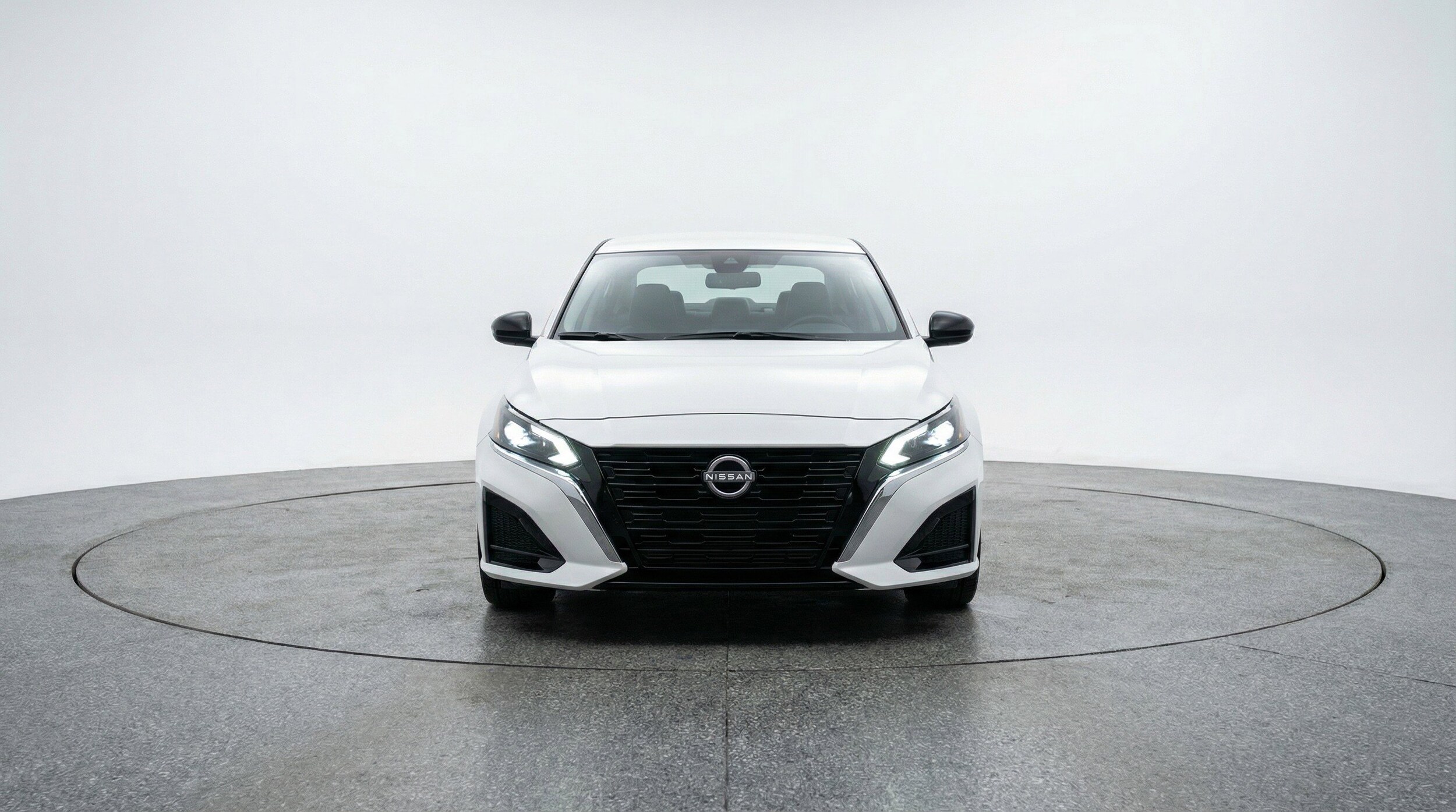 Thumbnail: 2025 Nissan Altima - 2