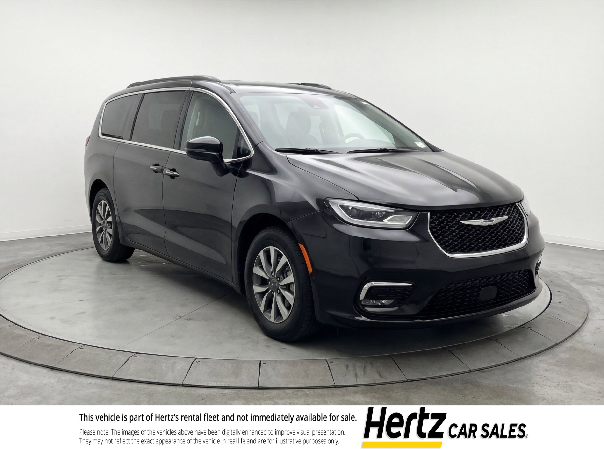 Thumbnail: 2023 Chrysler Pacifica - 1