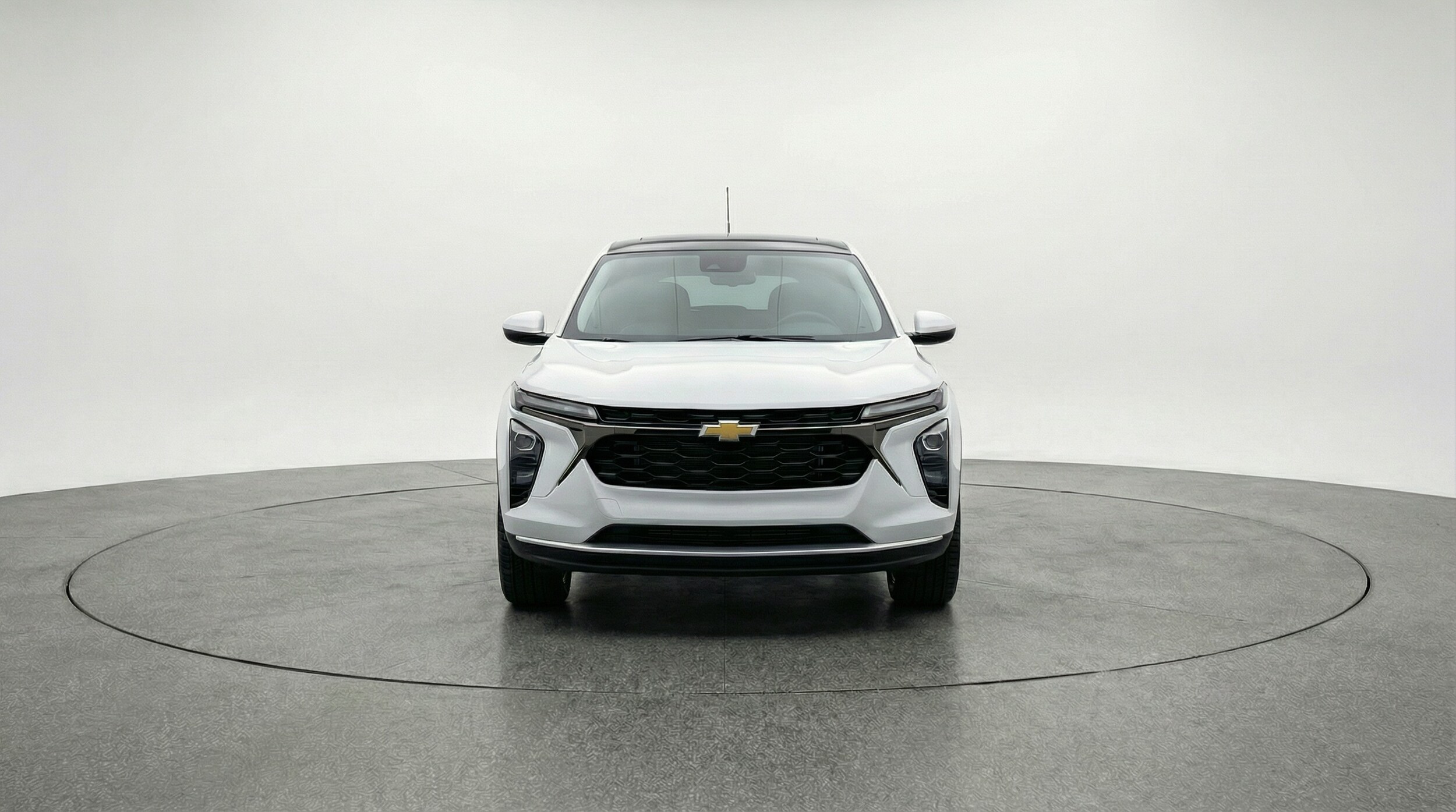 Thumbnail: 2025 Chevrolet Trax - 2