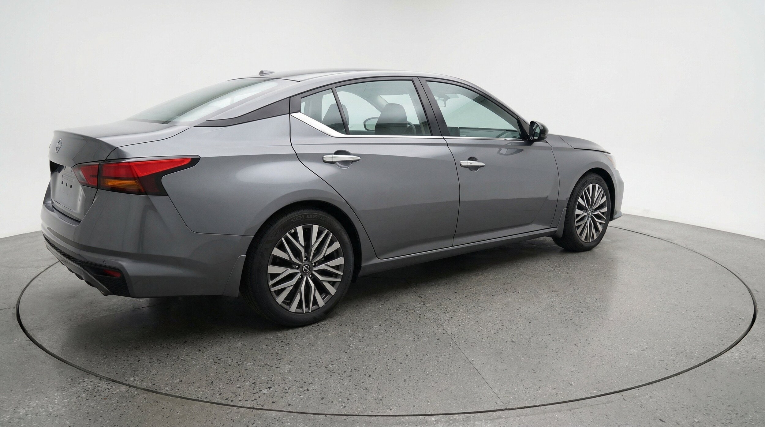 Thumbnail: 2025 Nissan Altima - 9