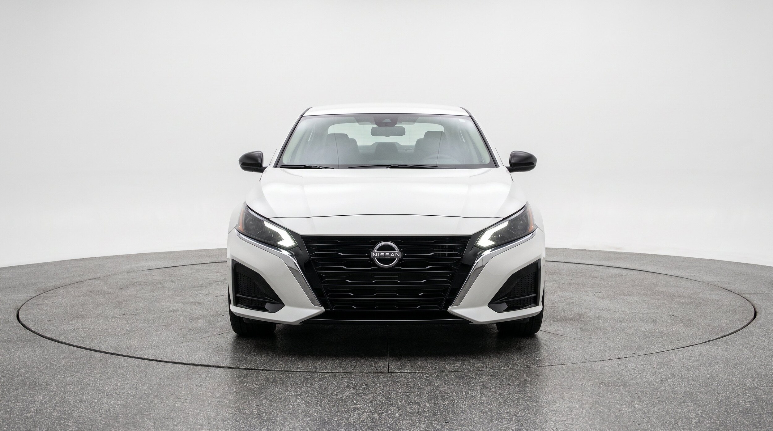 Thumbnail: 2025 Nissan Altima - 2