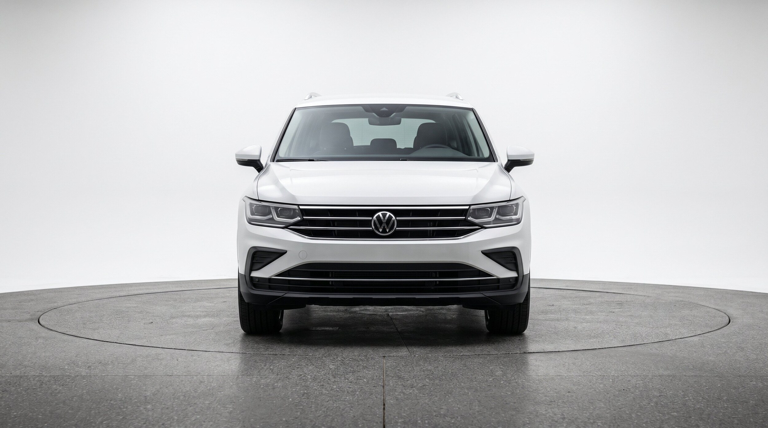 Thumbnail: 2026 Volkswagen Tiguan - 2