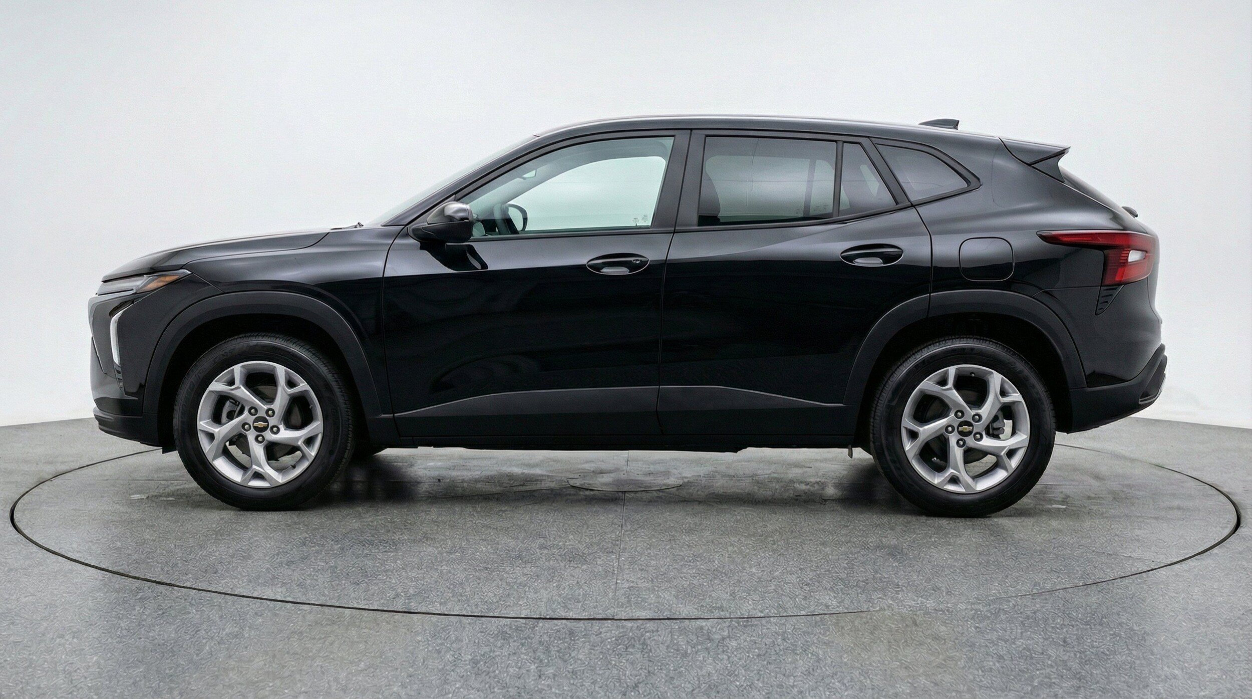 Thumbnail: 2025 Chevrolet Trax - 5