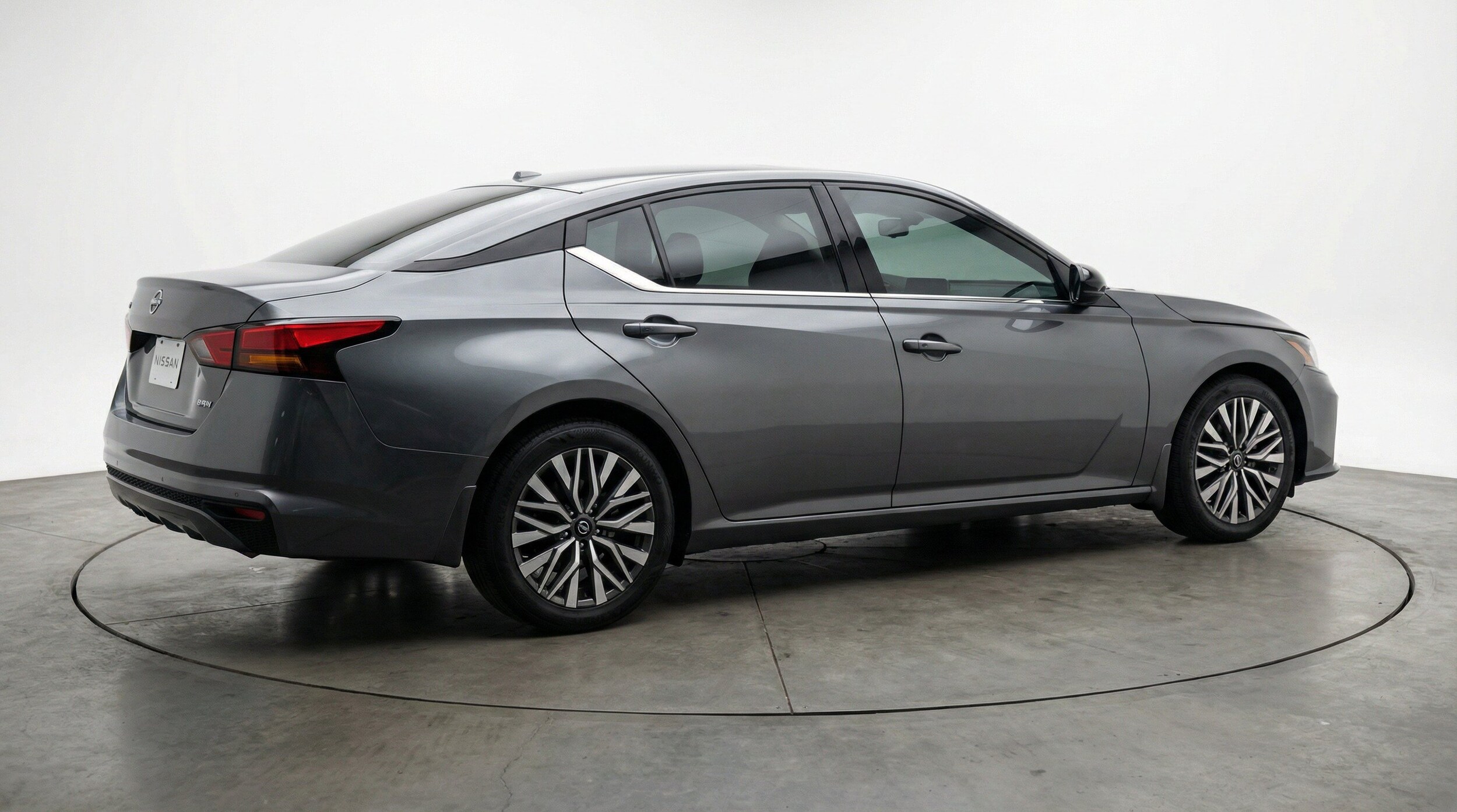 Thumbnail: 2025 Nissan Altima - 9