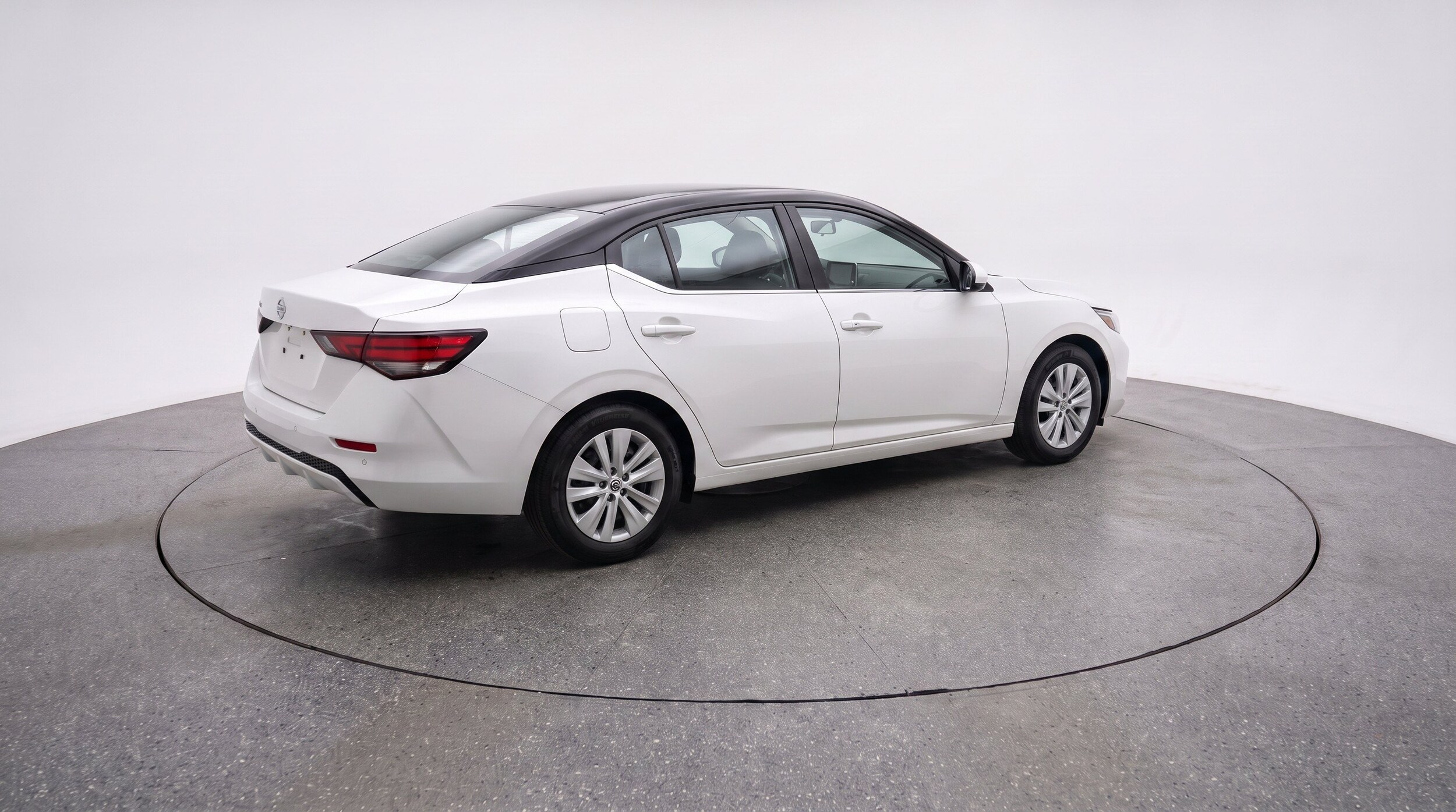 Thumbnail: 2025 Nissan Sentra - 9