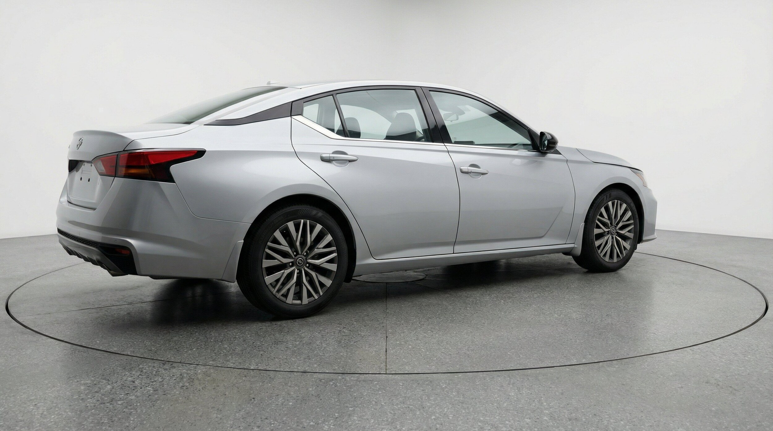 Thumbnail: 2025 Nissan Altima - 9