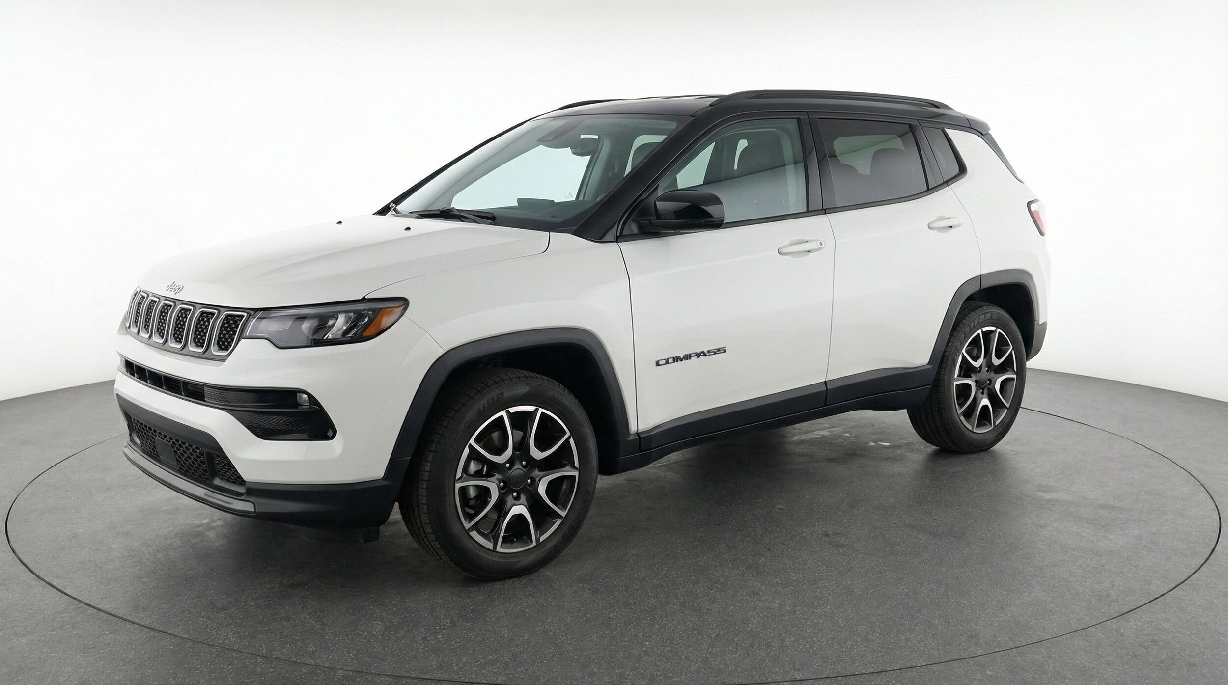 Thumbnail: 2025 Jeep Compass - 3