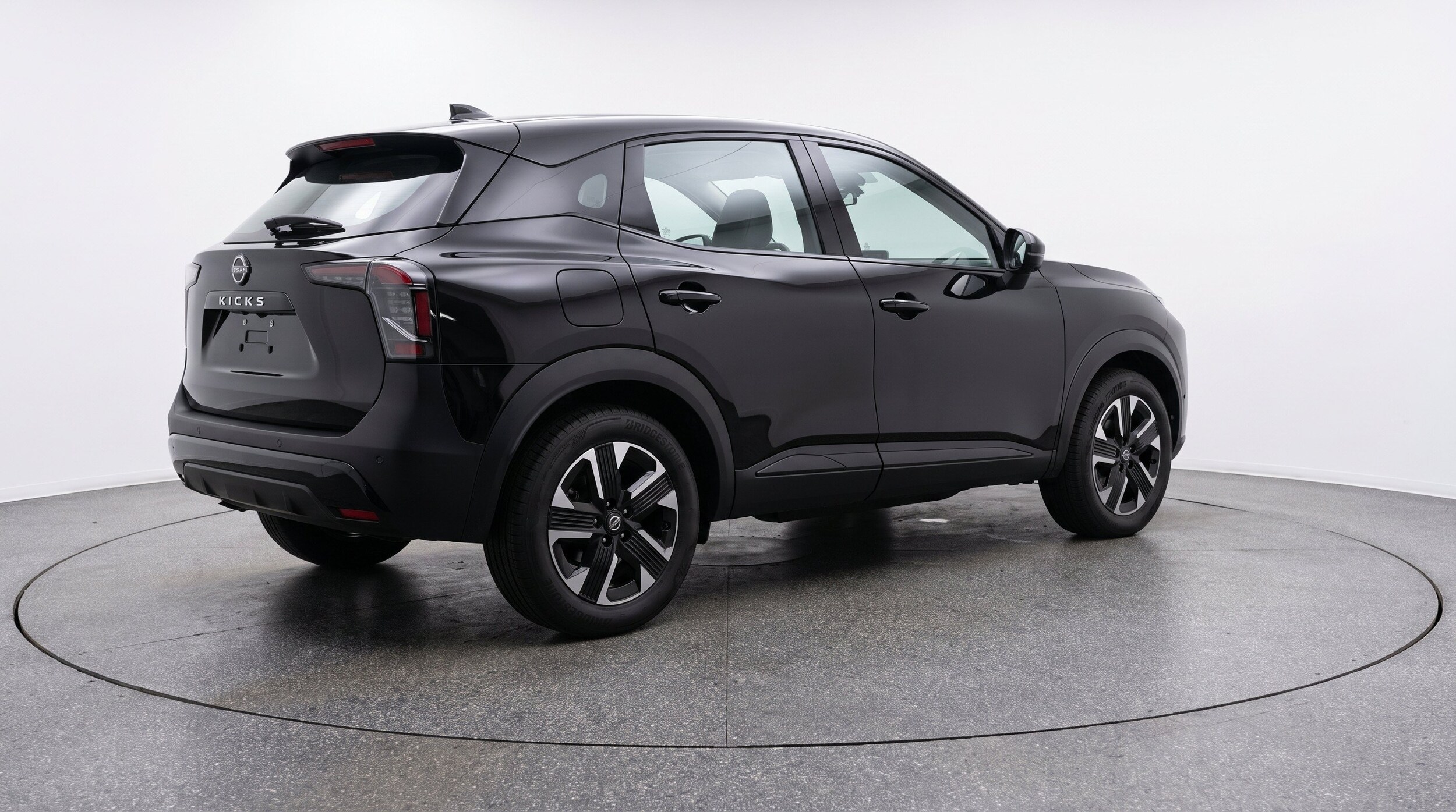 Thumbnail: 2026 Nissan Kicks - 9